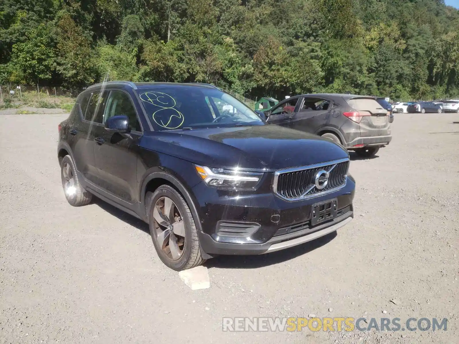 1 Photograph of a damaged car YV4162UK2K2153932 VOLVO XC40 2019