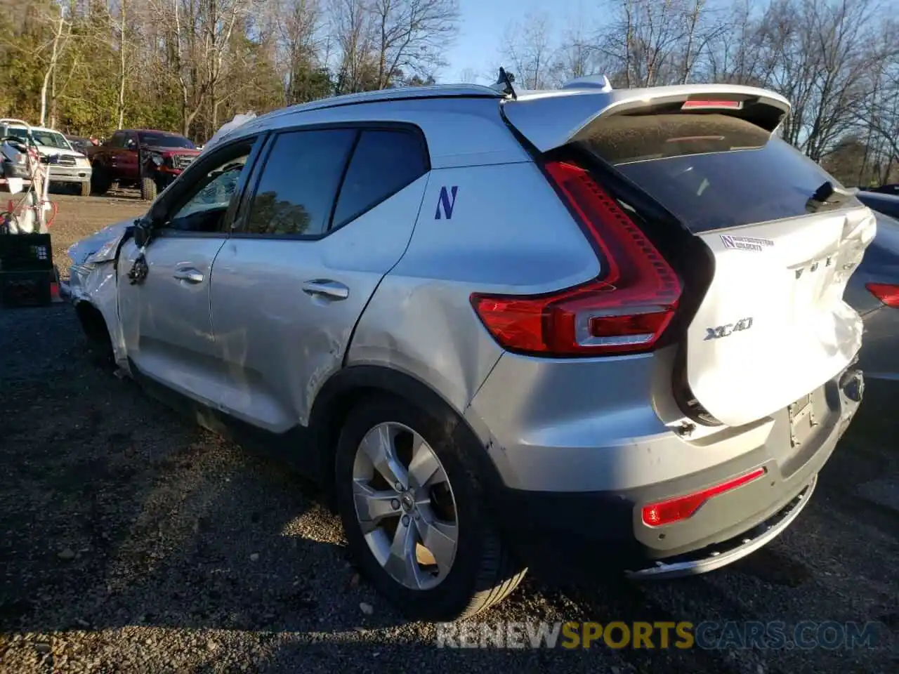 3 Photograph of a damaged car YV4162UK3K2145838 VOLVO XC40 2019