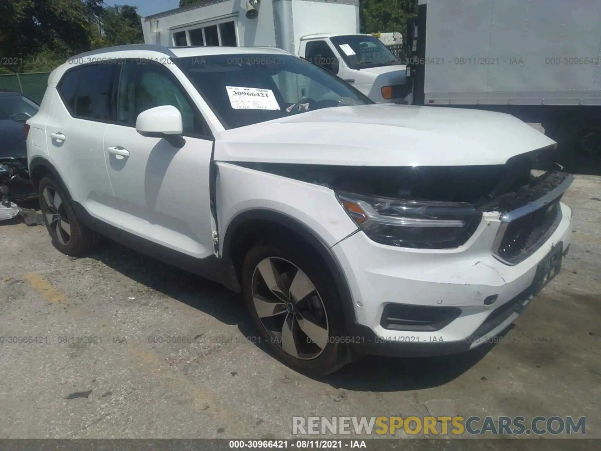 1 Photograph of a damaged car YV4162UK6K2147924 VOLVO XC40 2019