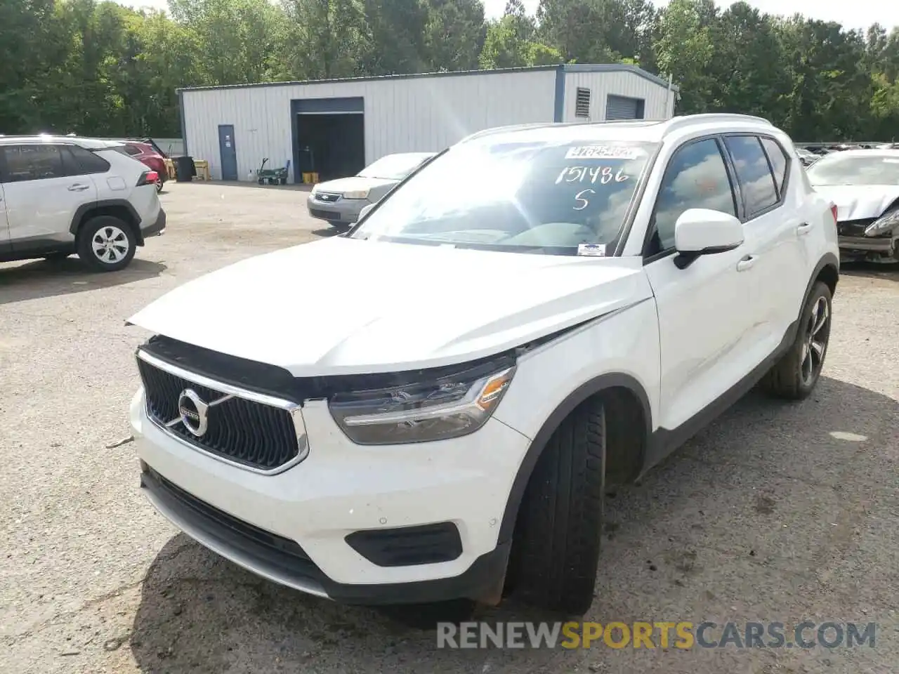 2 Photograph of a damaged car YV4162UK6K2151486 VOLVO XC40 2019