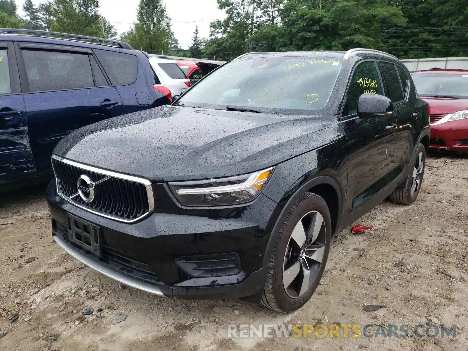 2 Photograph of a damaged car YV4162UK7K2054796 VOLVO XC40 2019