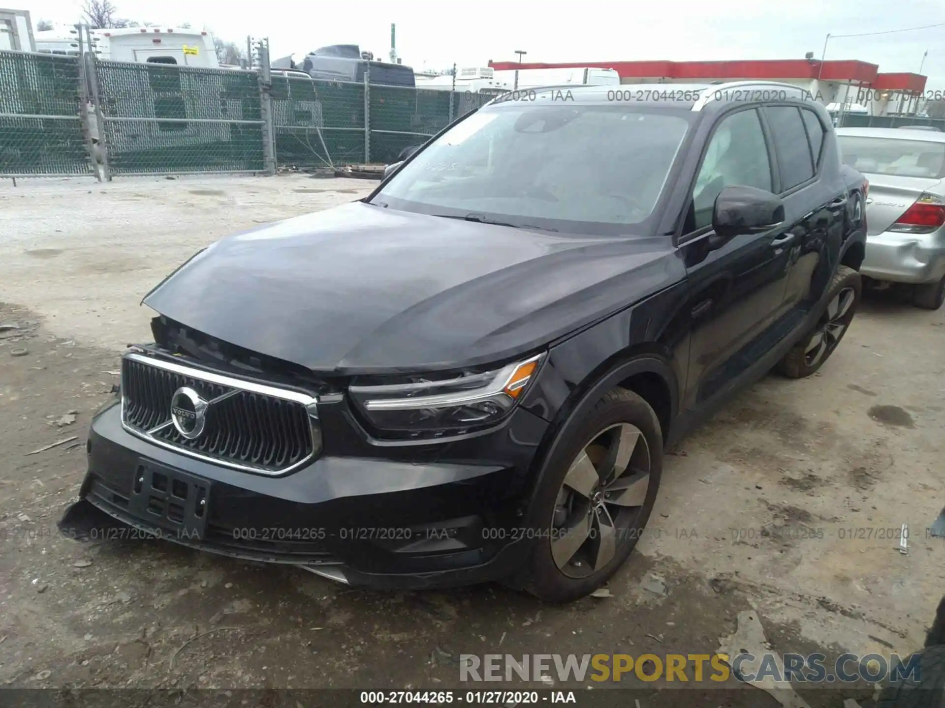 2 Photograph of a damaged car YV4162UK8K2145561 VOLVO XC40 2019