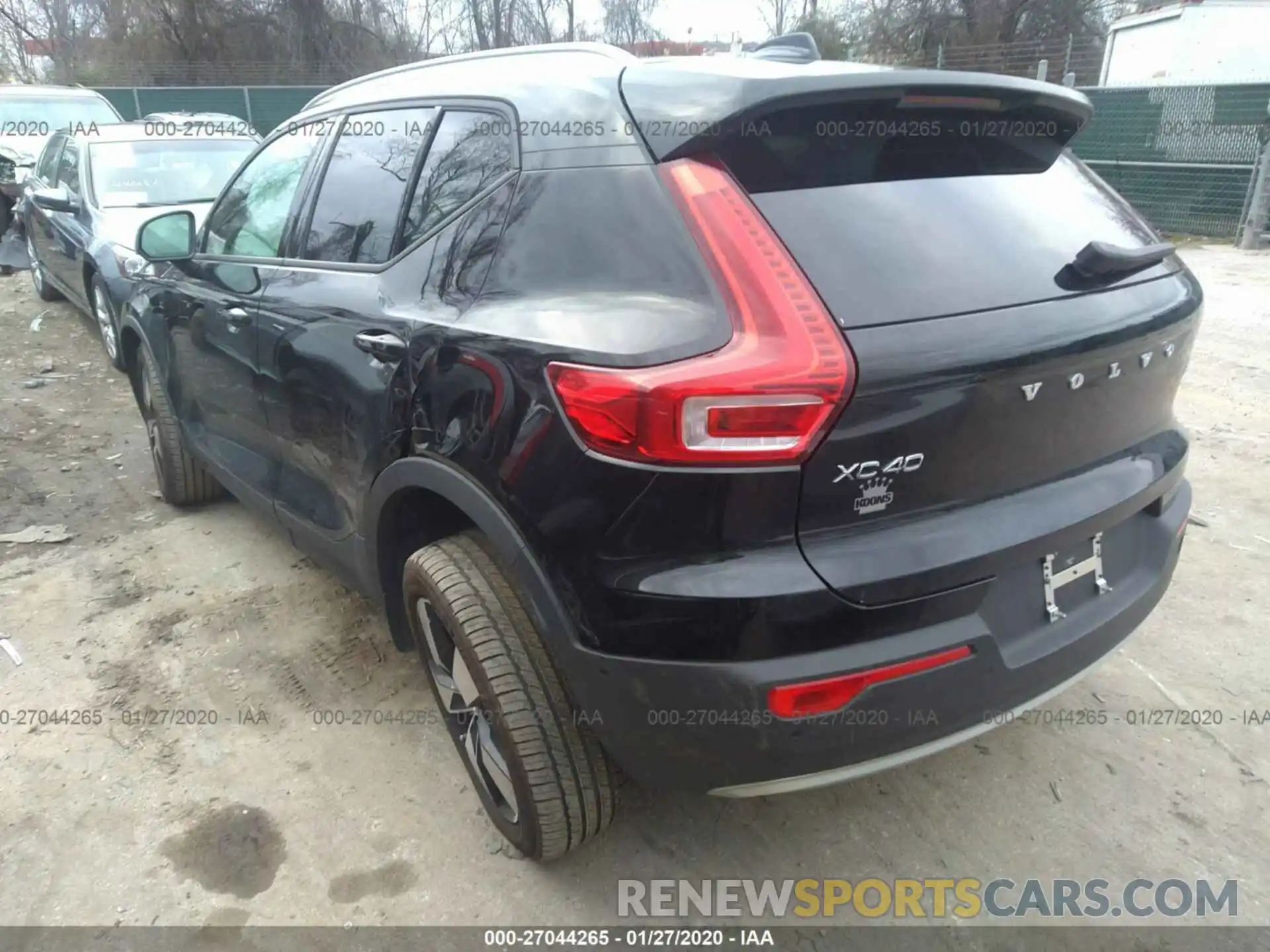 3 Photograph of a damaged car YV4162UK8K2145561 VOLVO XC40 2019