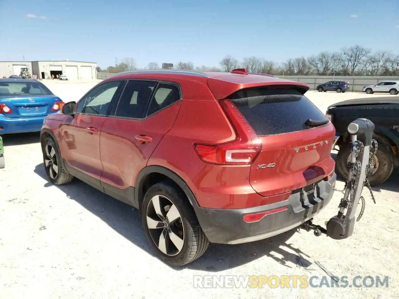 3 Photograph of a damaged car YV4162UK9K2113069 VOLVO XC40 2019