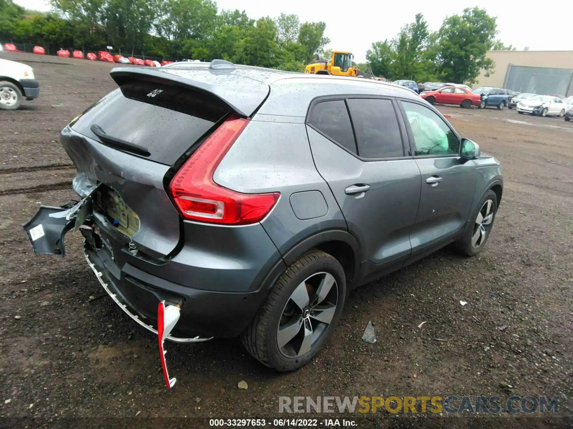 4 Photograph of a damaged car YV4162UKXK2055540 VOLVO XC40 2019