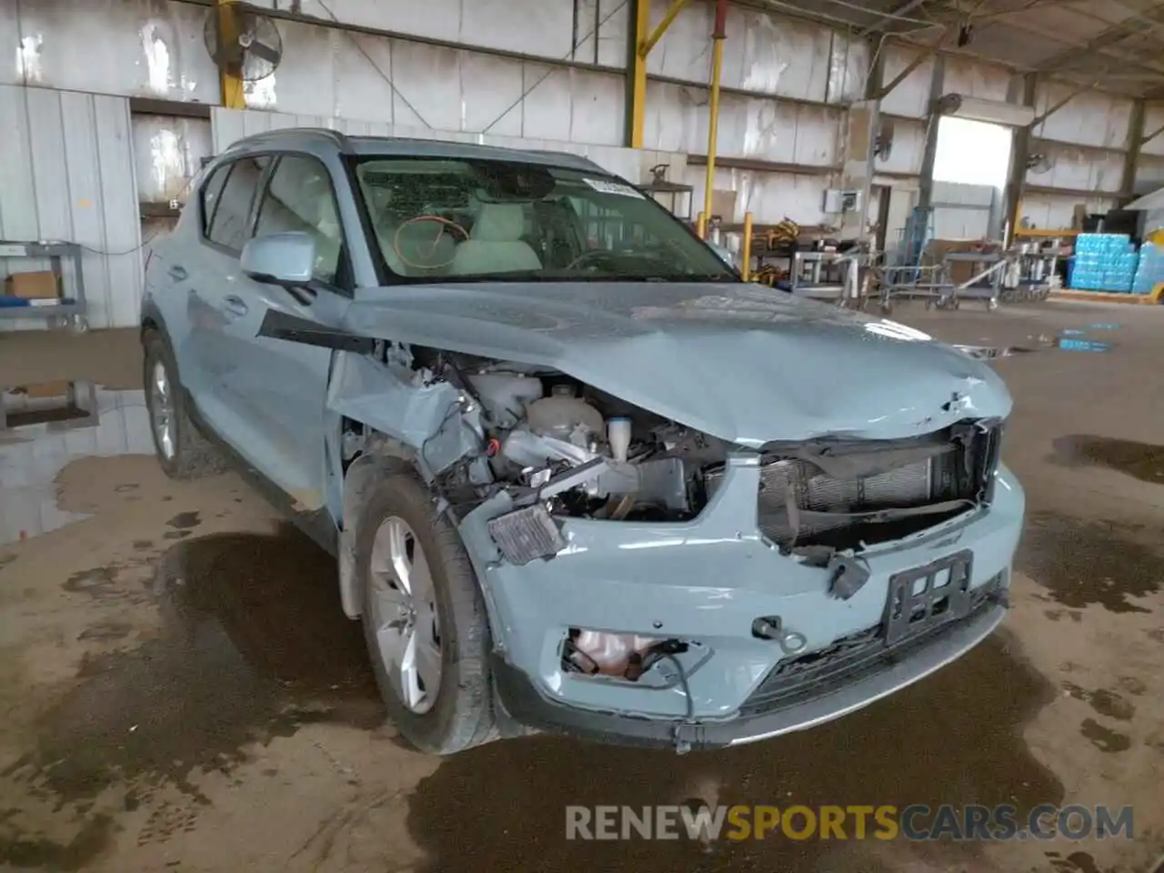 1 Photograph of a damaged car YV4162UKXK2077991 VOLVO XC40 2019