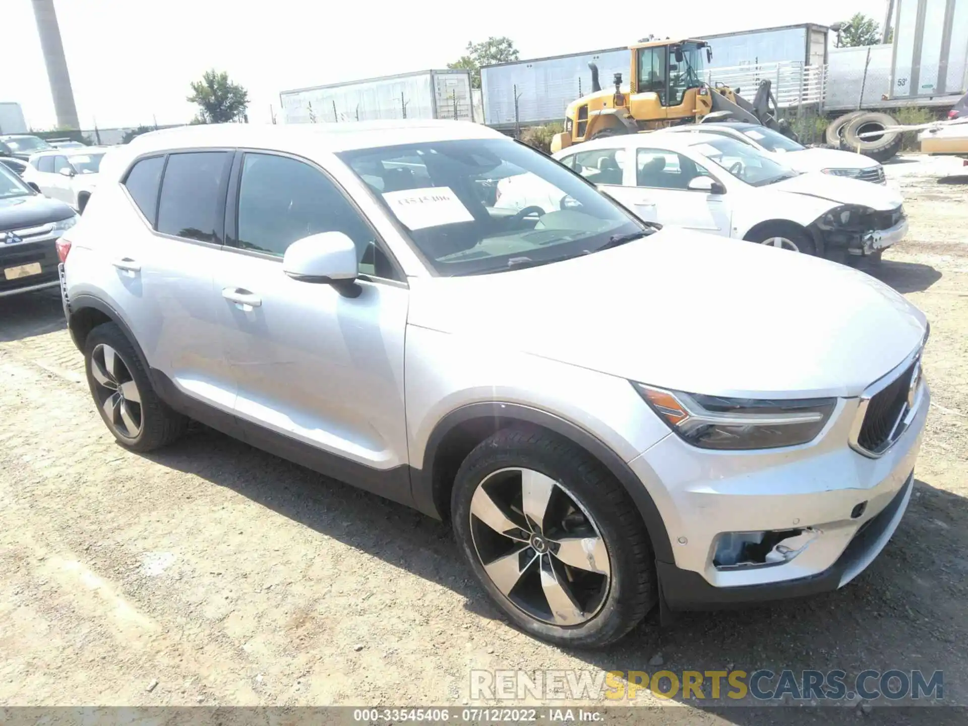 1 Photograph of a damaged car YV4162UKXK2114506 VOLVO XC40 2019