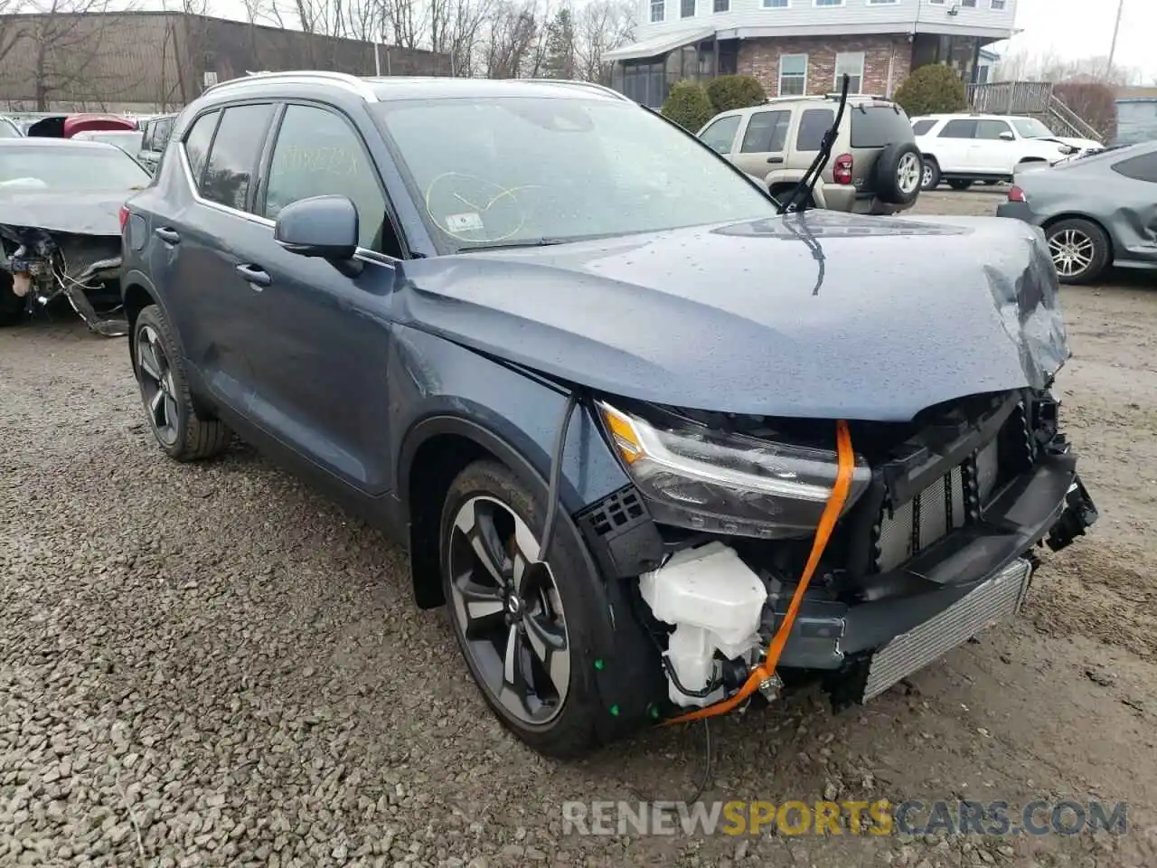 1 Photograph of a damaged car YV4162UL0K2124096 VOLVO XC40 2019