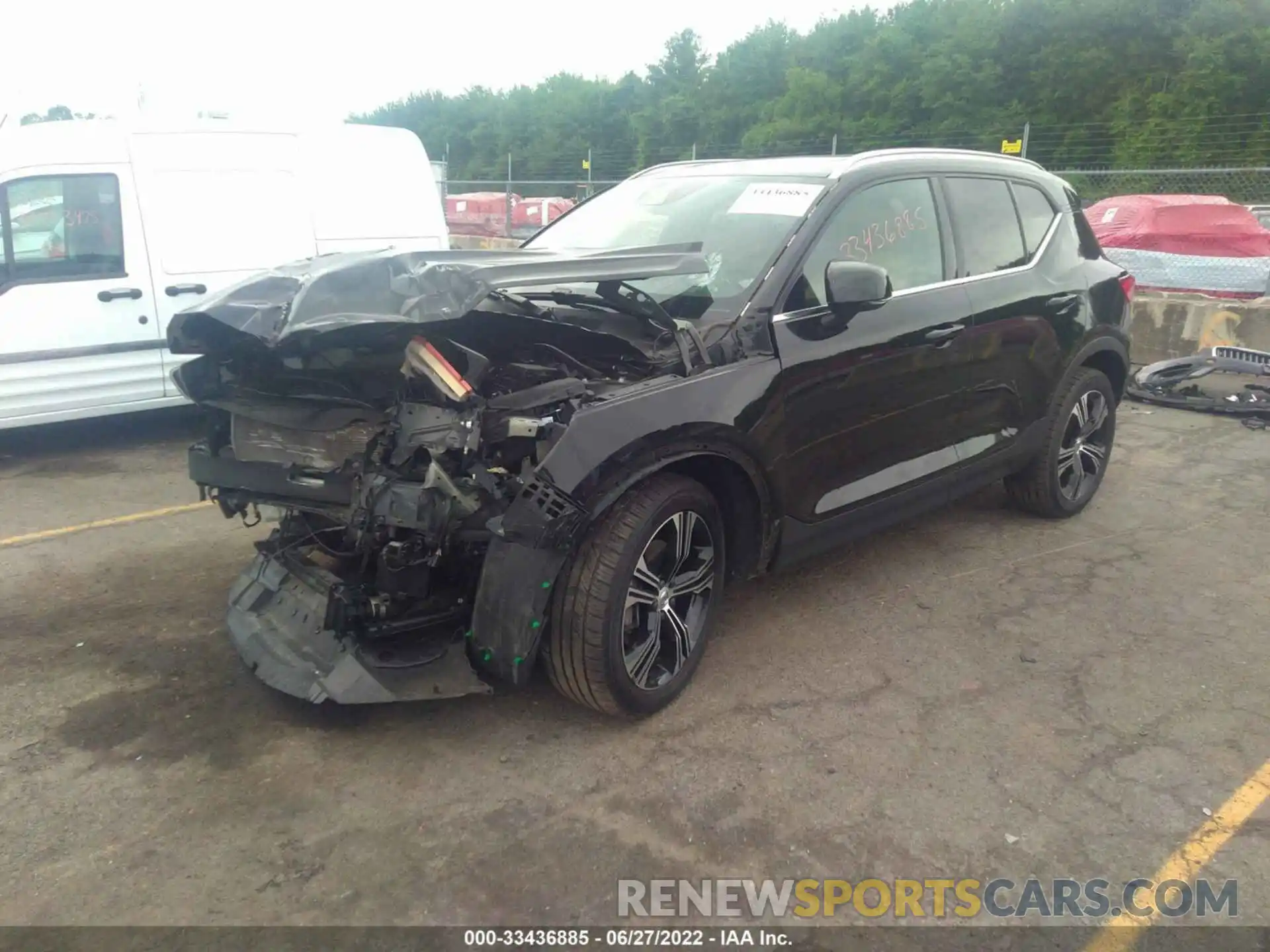 2 Photograph of a damaged car YV4162UL3K2058496 VOLVO XC40 2019