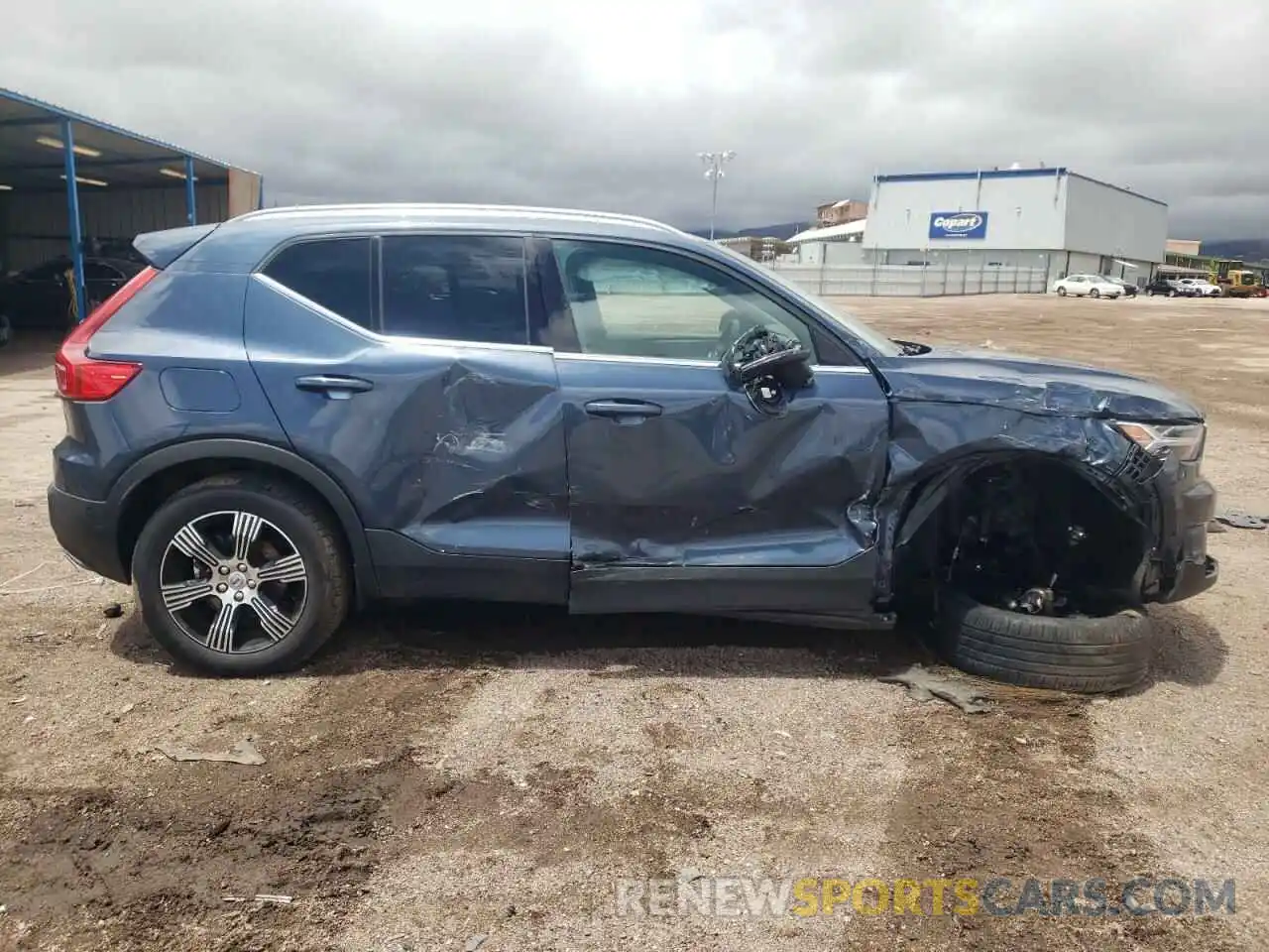 9 Photograph of a damaged car YV4162UL9K2054341 VOLVO XC40 2019