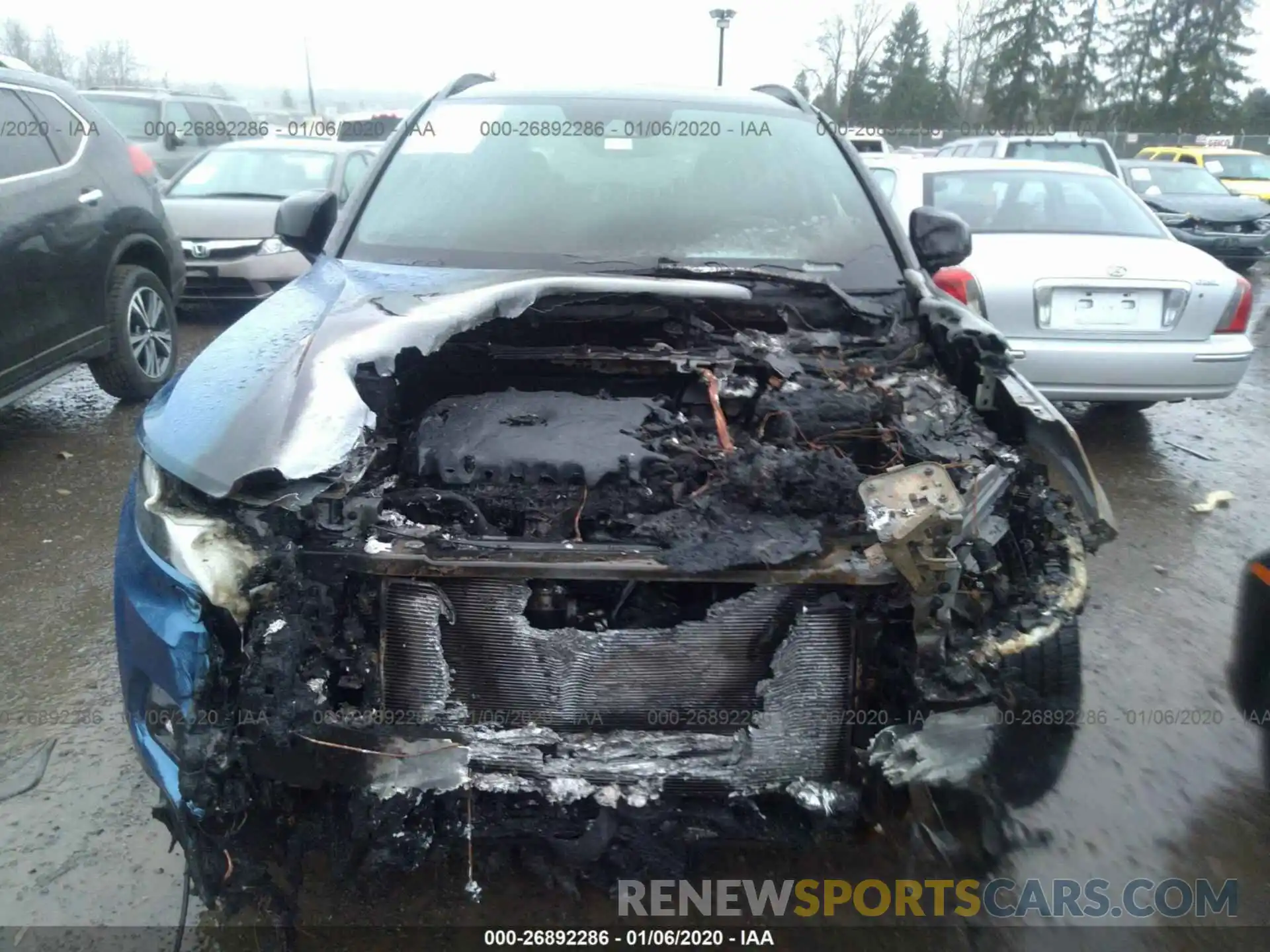 6 Photograph of a damaged car YV4162UM0K2094235 VOLVO XC40 2019