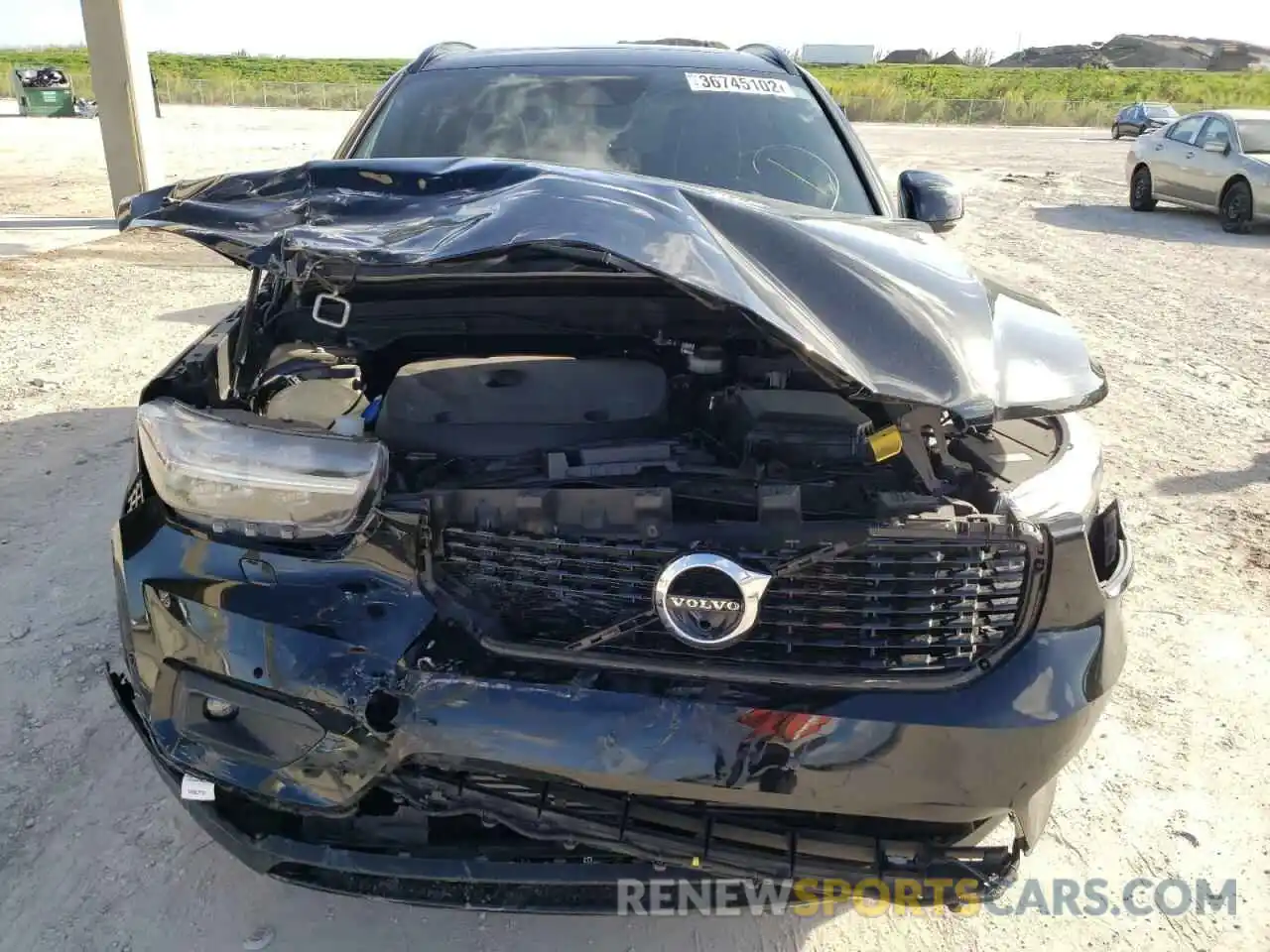 9 Photograph of a damaged car YV4162UM2K2095435 VOLVO XC40 2019