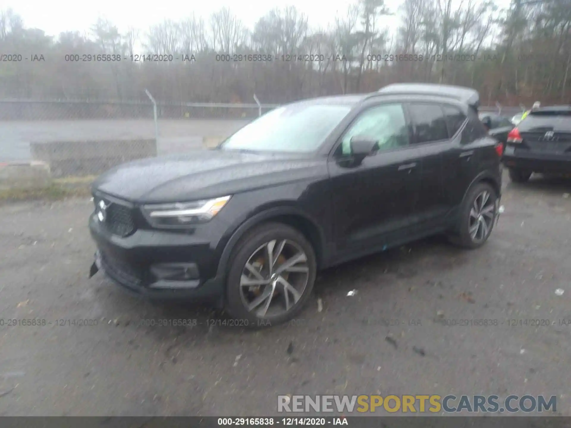 2 Photograph of a damaged car YV4162UM2K2129423 VOLVO XC40 2019