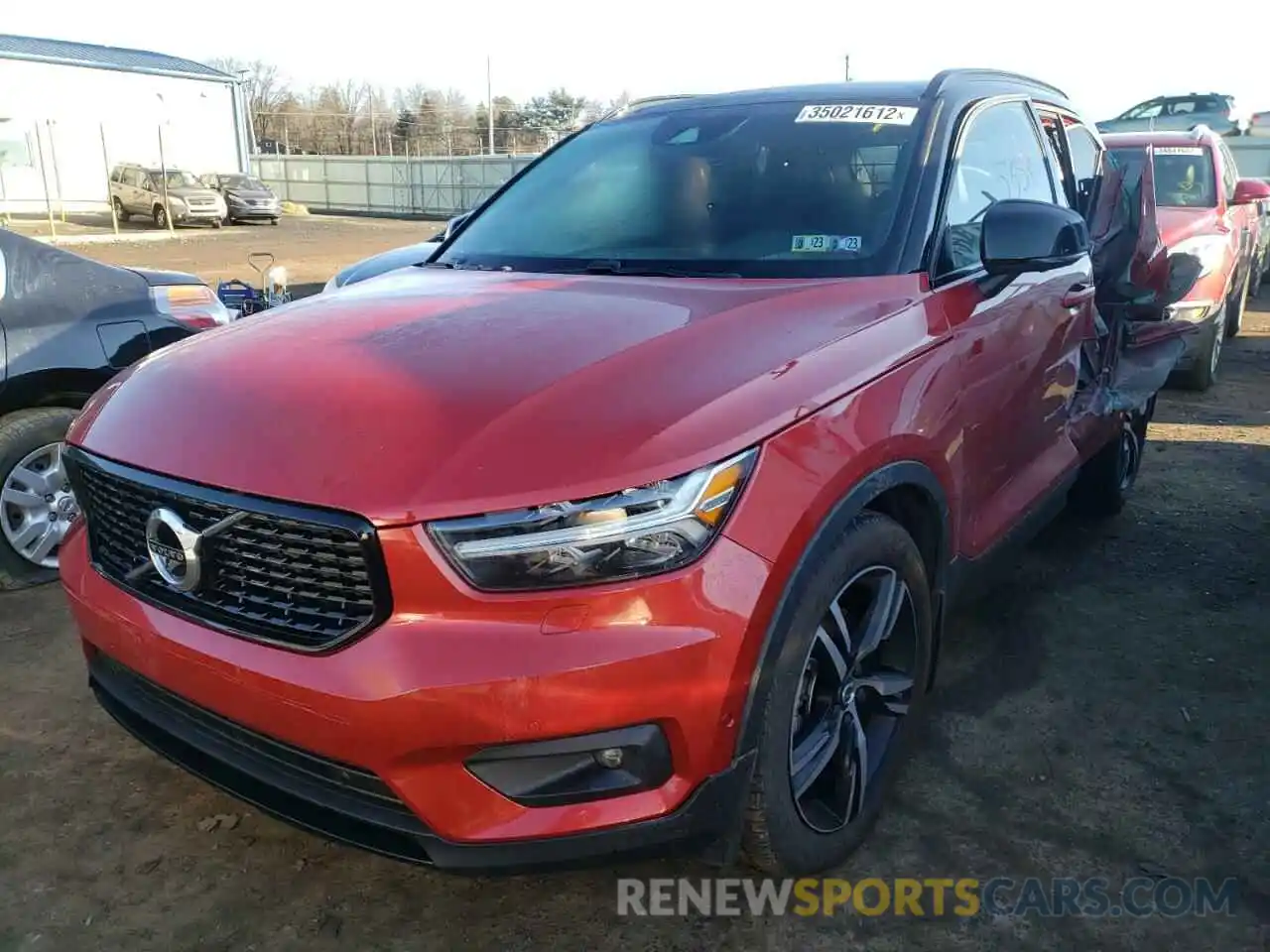 2 Photograph of a damaged car YV4162UM3K2129348 VOLVO XC40 2019