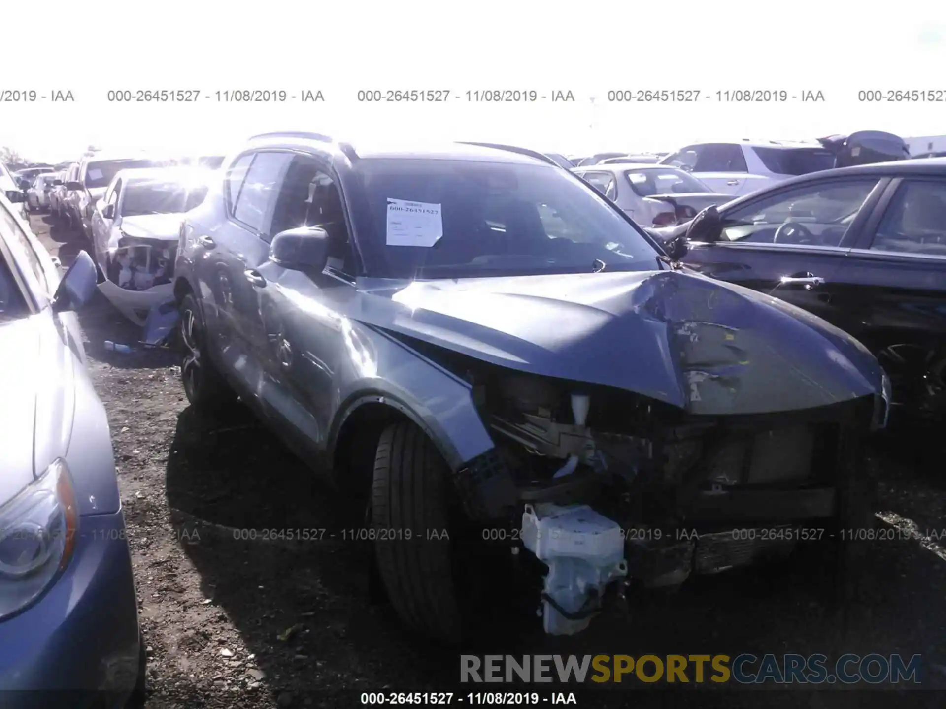 1 Photograph of a damaged car YV4162UM3K2133027 VOLVO XC40 2019