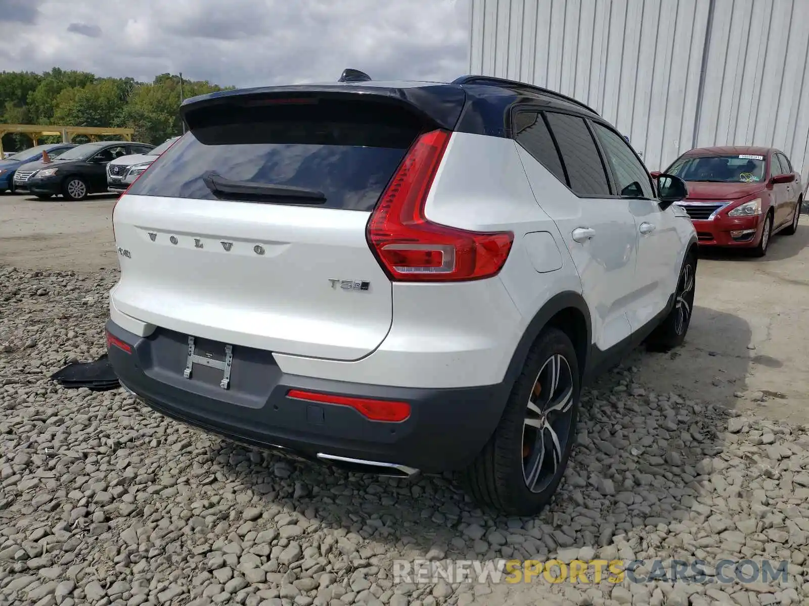 4 Фотография поврежденного автомобиля YV4162UM4K2135885 VOLVO XC40 2019