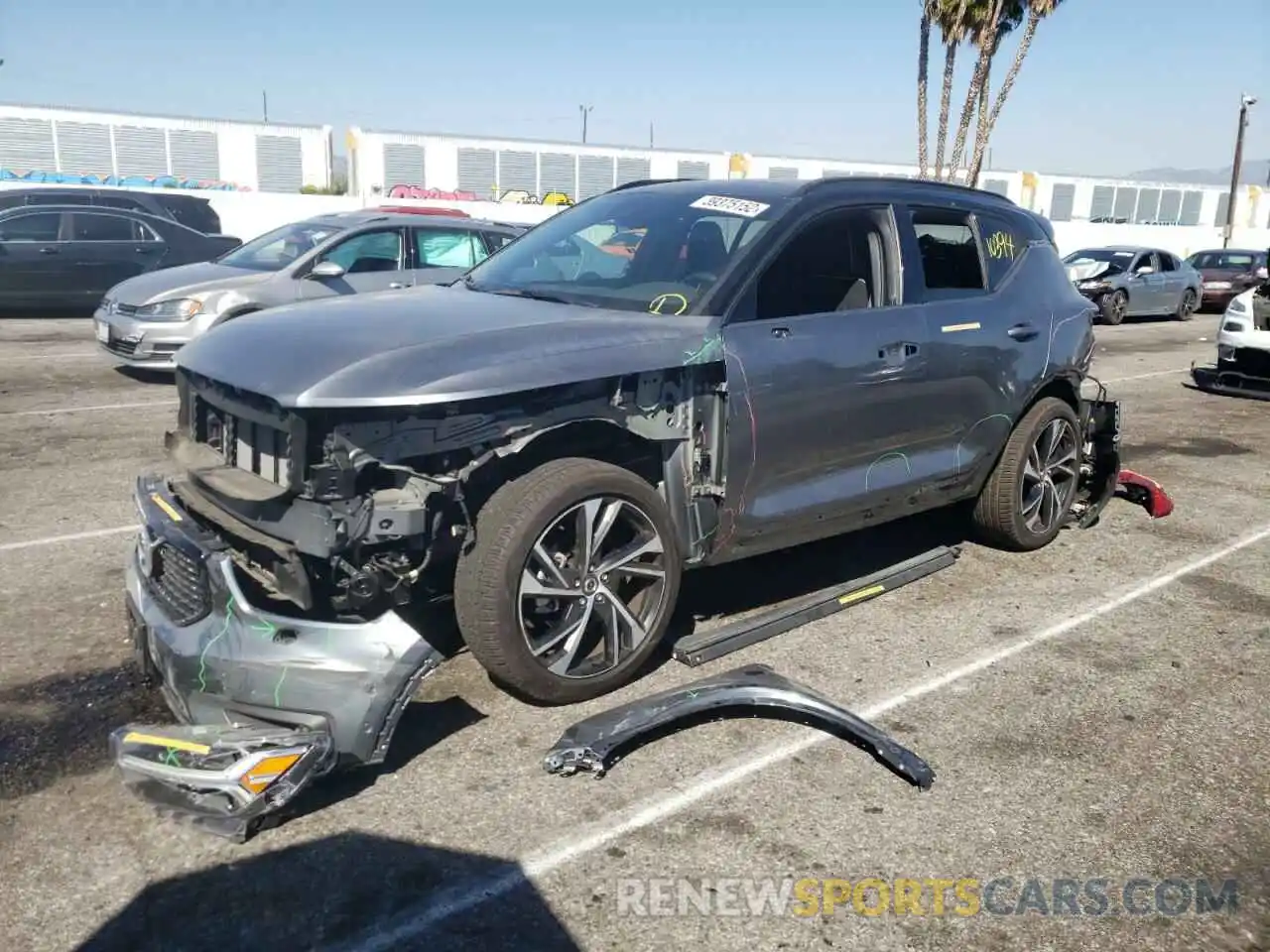 9 Photograph of a damaged car YV4162UM5K2049839 VOLVO XC40 2019