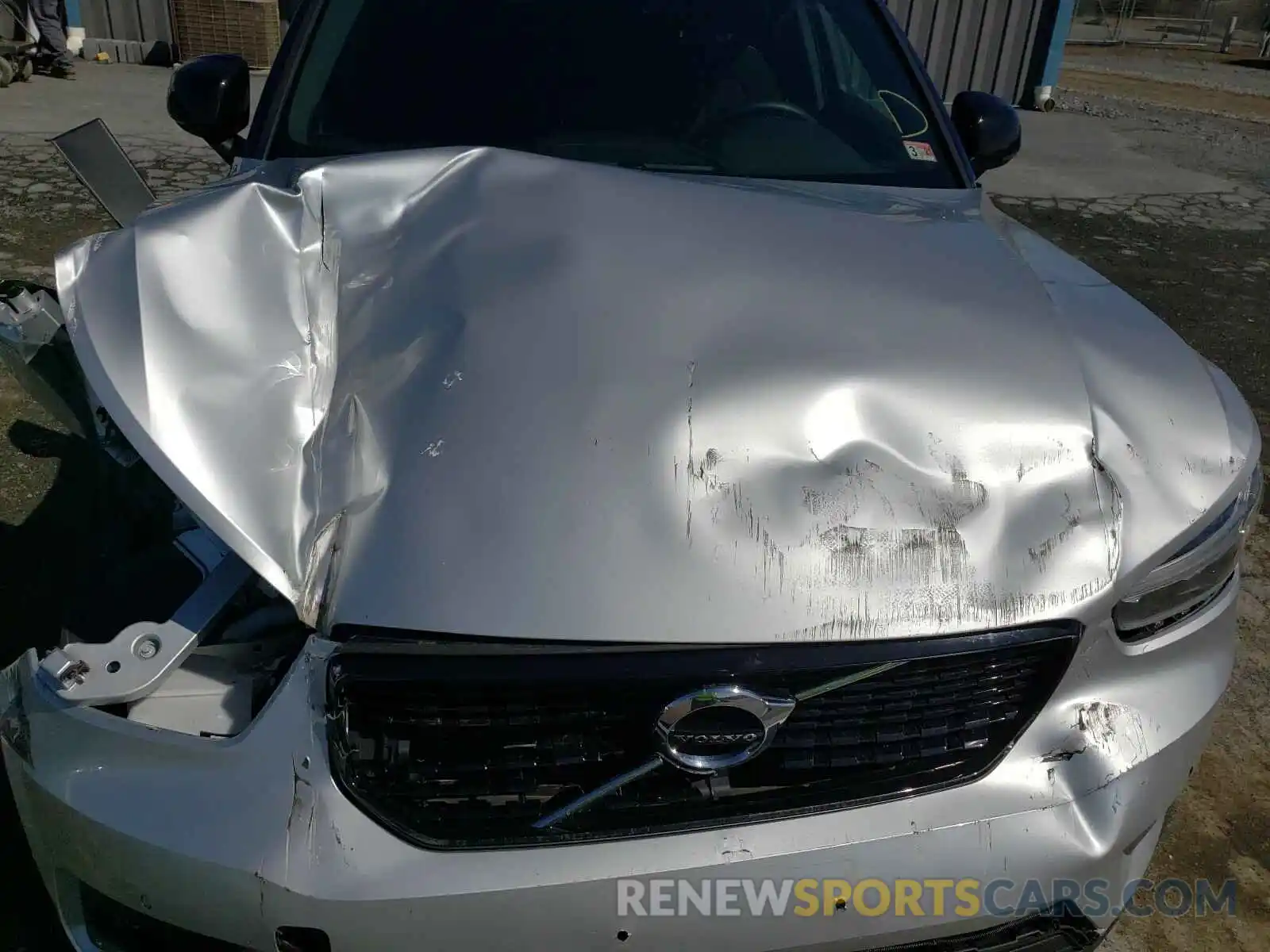 7 Photograph of a damaged car YV4162UM8K2077778 VOLVO XC40 2019
