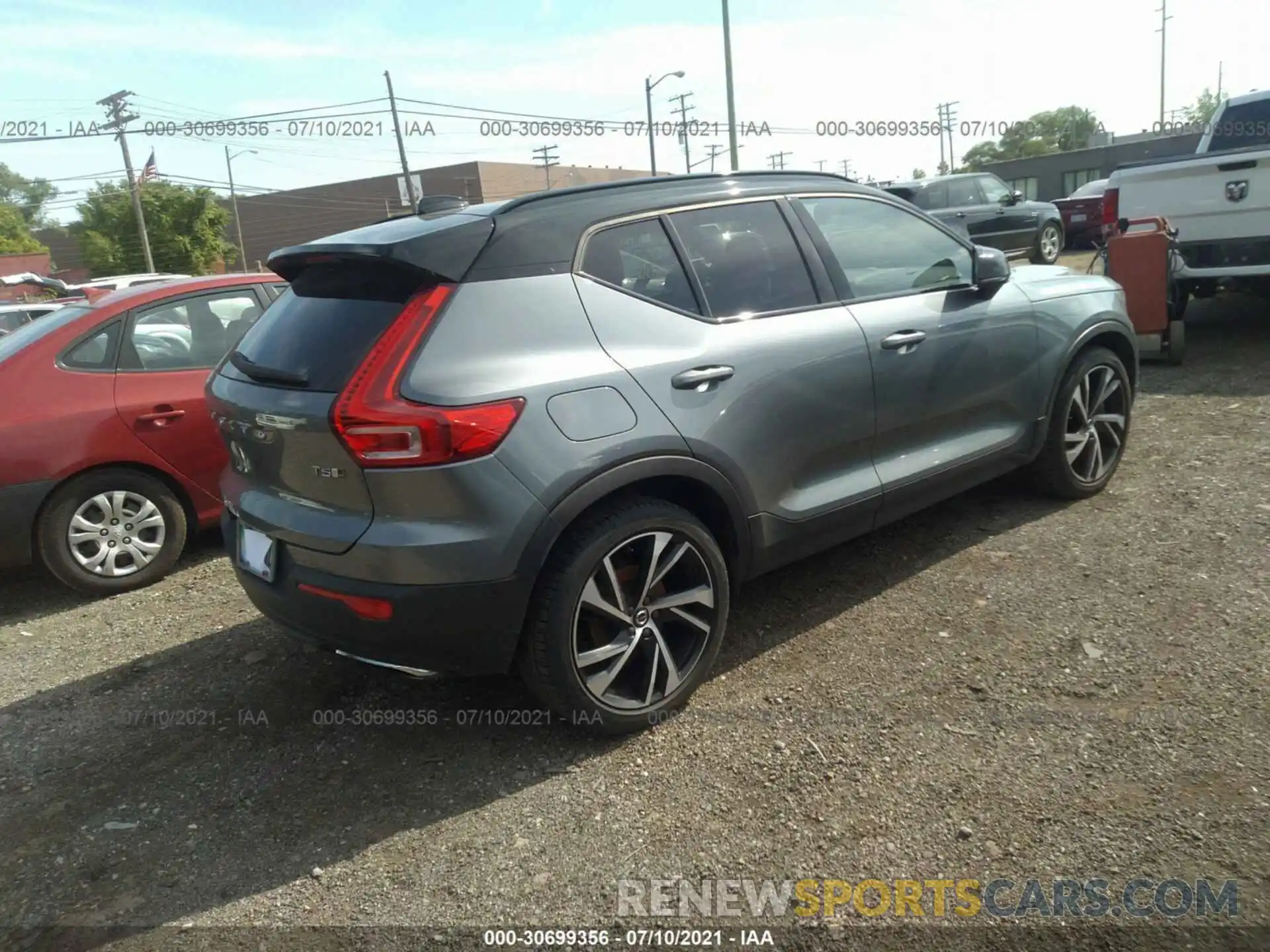 4 Photograph of a damaged car YV4162UMXK2120050 VOLVO XC40 2019