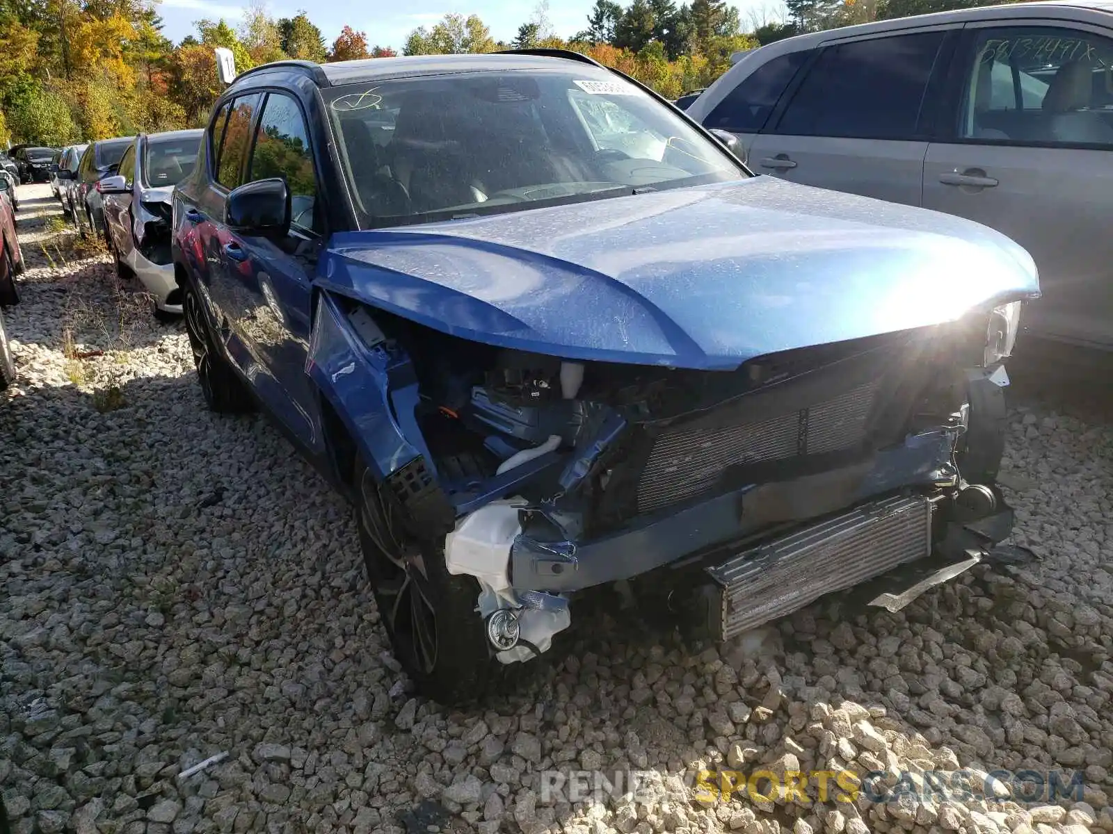 1 Photograph of a damaged car YV4162UMXK2124941 VOLVO XC40 2019