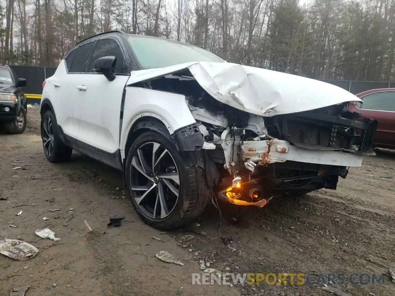 1 Photograph of a damaged car YV4162XZ0K2009854 VOLVO XC40 2019