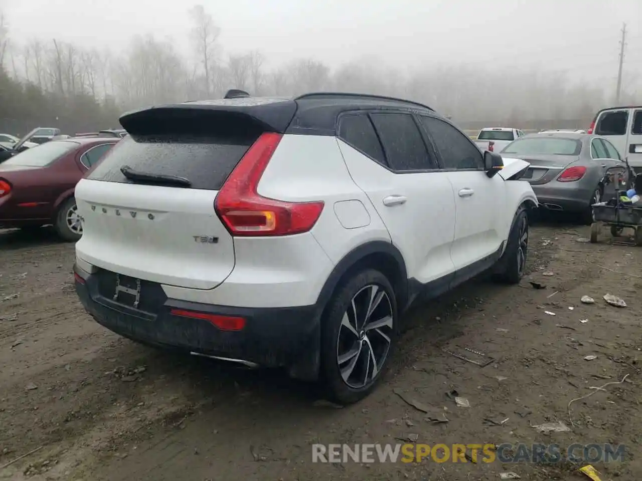 4 Photograph of a damaged car YV4162XZ0K2009854 VOLVO XC40 2019