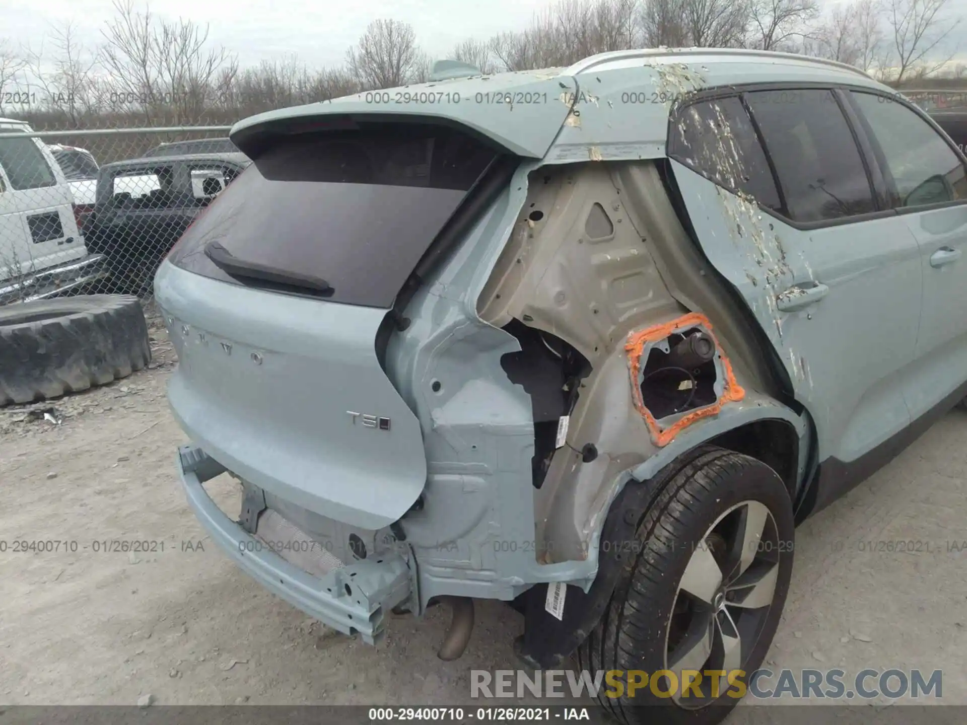 6 Photograph of a damaged car YV4162XZ0K2010745 VOLVO XC40 2019