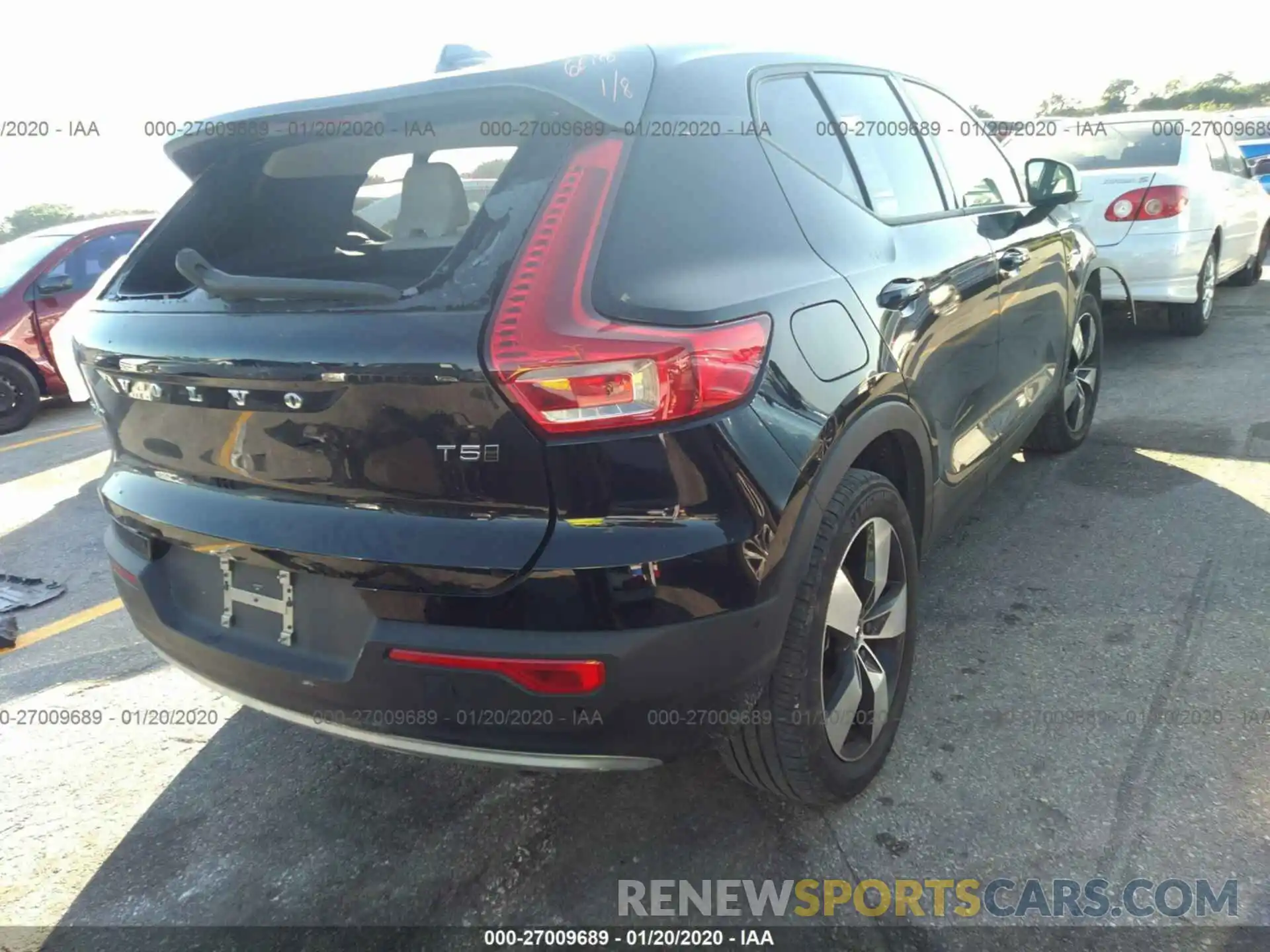 4 Photograph of a damaged car YV4162XZ1K2010186 VOLVO XC40 2019