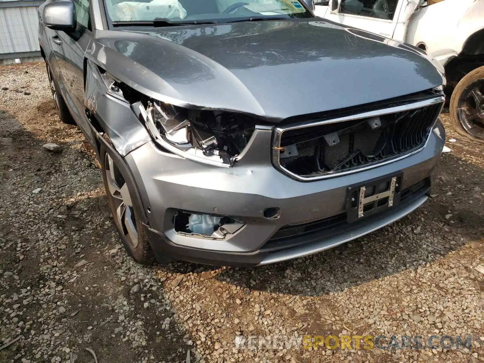 9 Photograph of a damaged car YV4162XZ3K2008438 VOLVO XC40 2019