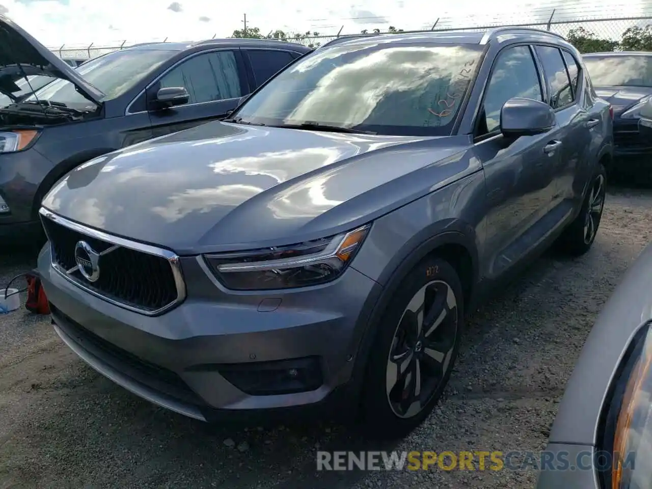 2 Photograph of a damaged car YV4162XZ7K2021192 VOLVO XC40 2019