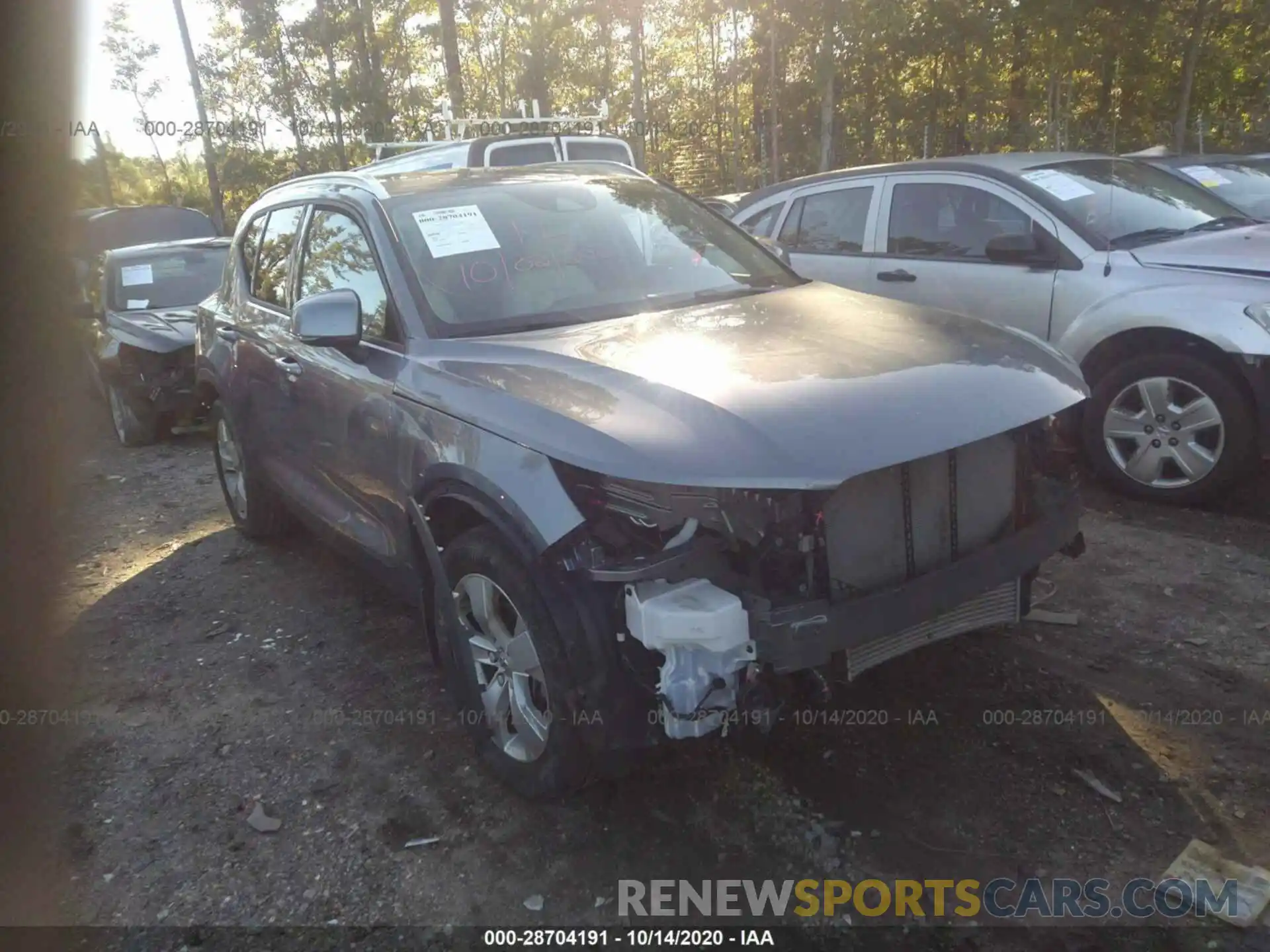 1 Photograph of a damaged car YV4162XZ8K2007477 VOLVO XC40 2019