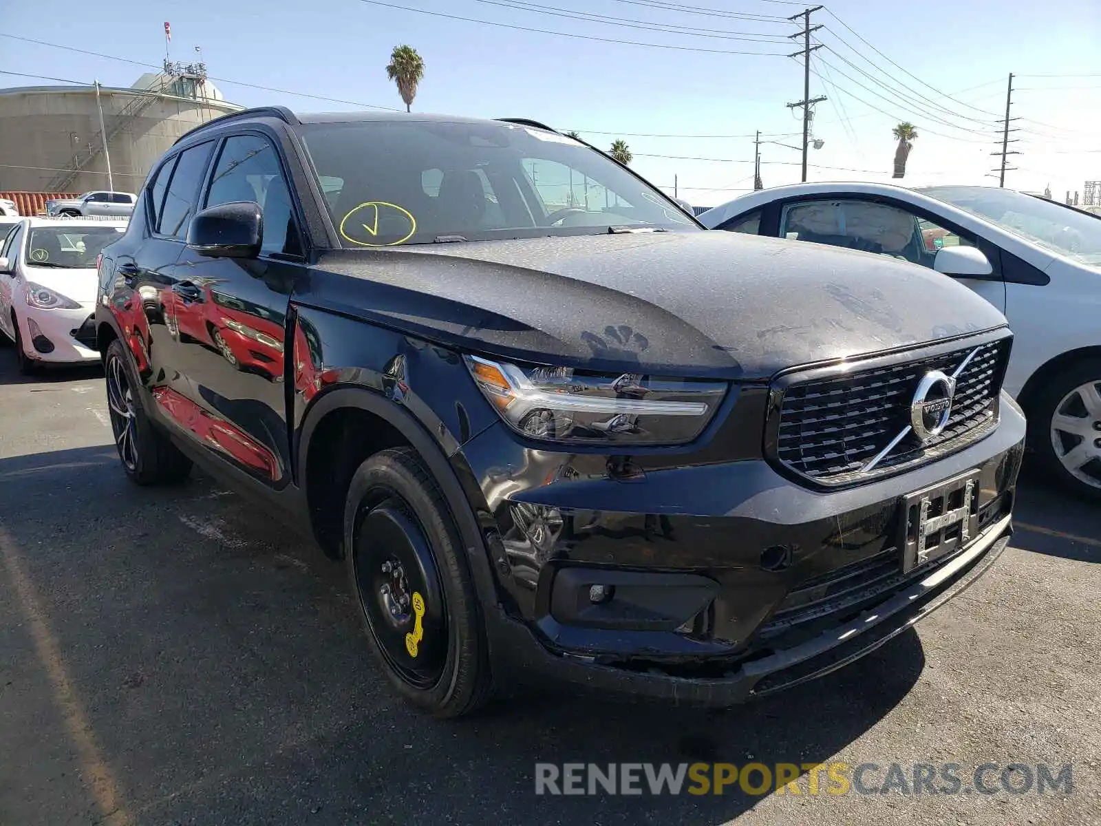 1 Photograph of a damaged car YV4162XZ8K2018446 VOLVO XC40 2019