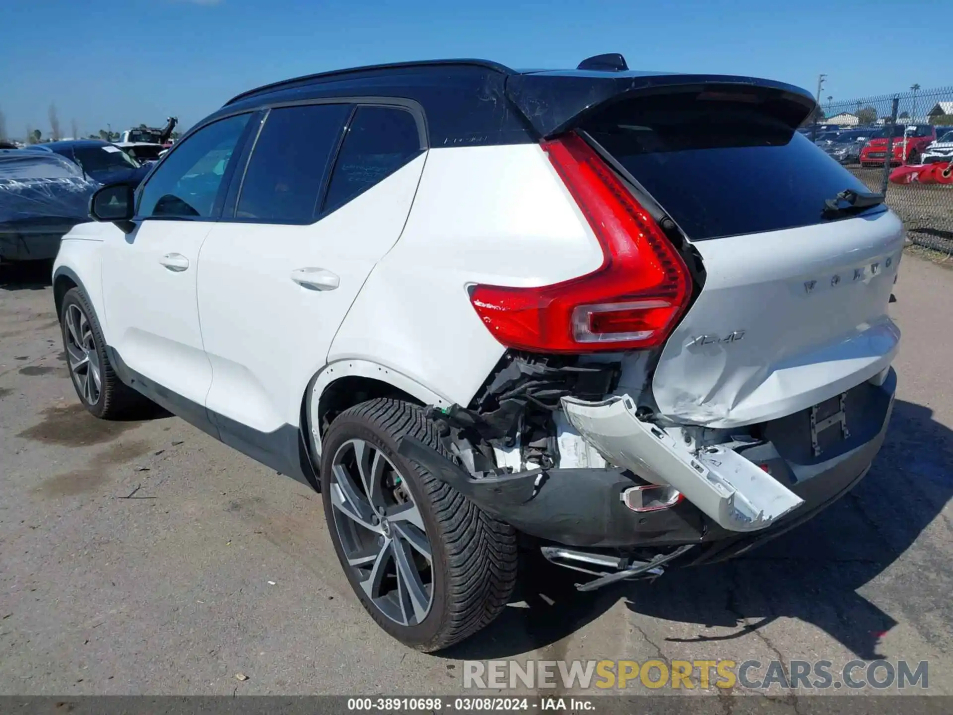 6 Photograph of a damaged car YV4162XZ9K2003762 VOLVO XC40 2019