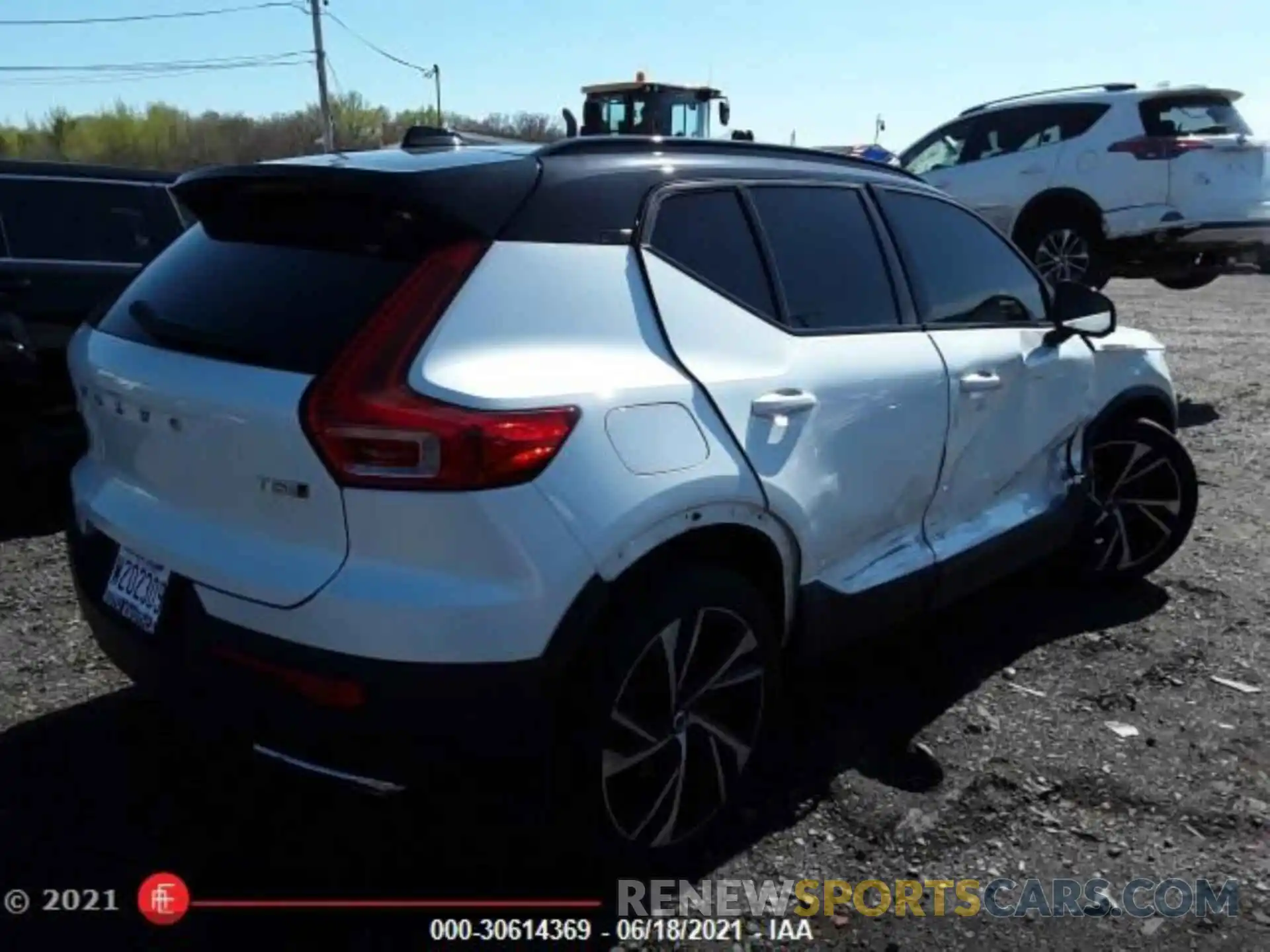 7 Photograph of a damaged car YV4162XZ9K2019296 VOLVO XC40 2019