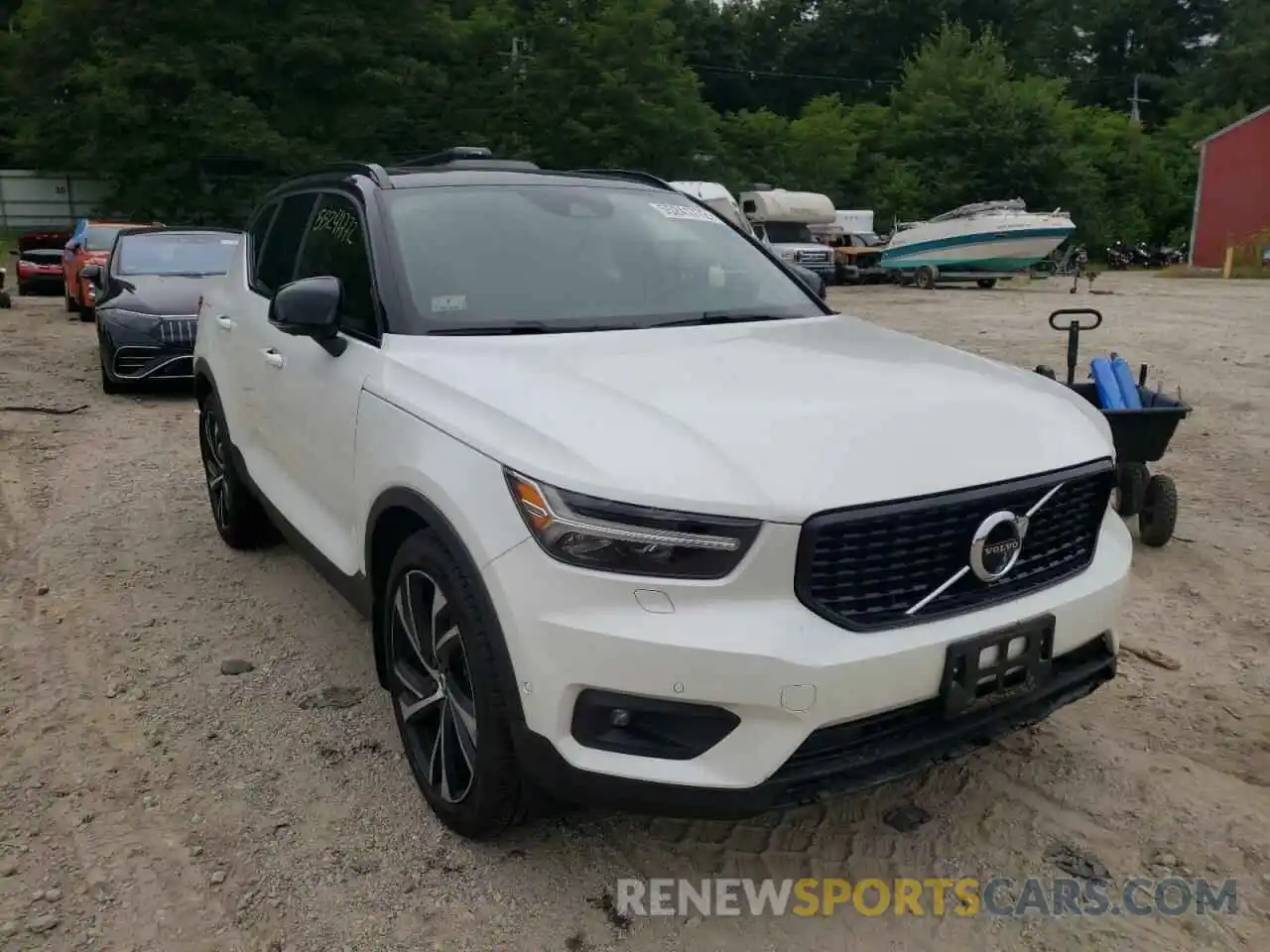 1 Photograph of a damaged car YV4162XZXK2004502 VOLVO XC40 2019