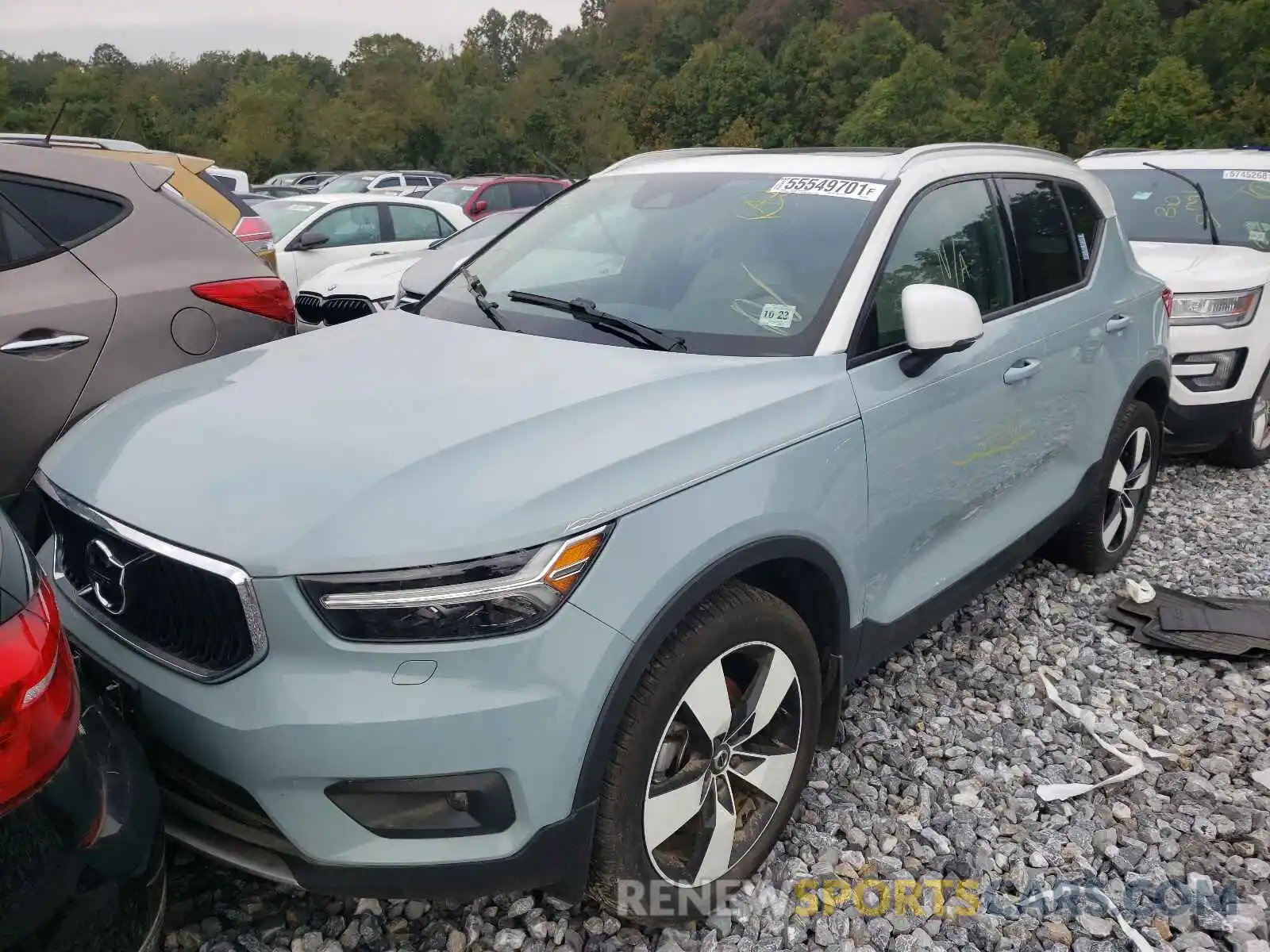 2 Photograph of a damaged car YV4162XZXK2015130 VOLVO XC40 2019