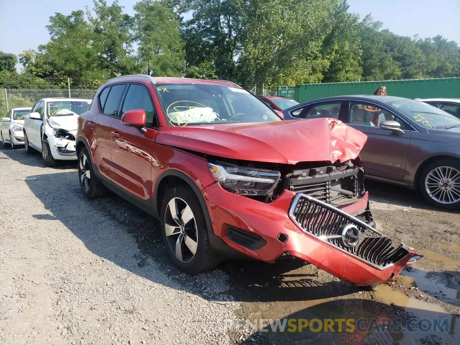 1 Photograph of a damaged car YV4AC2HK0K2052634 VOLVO XC40 2019