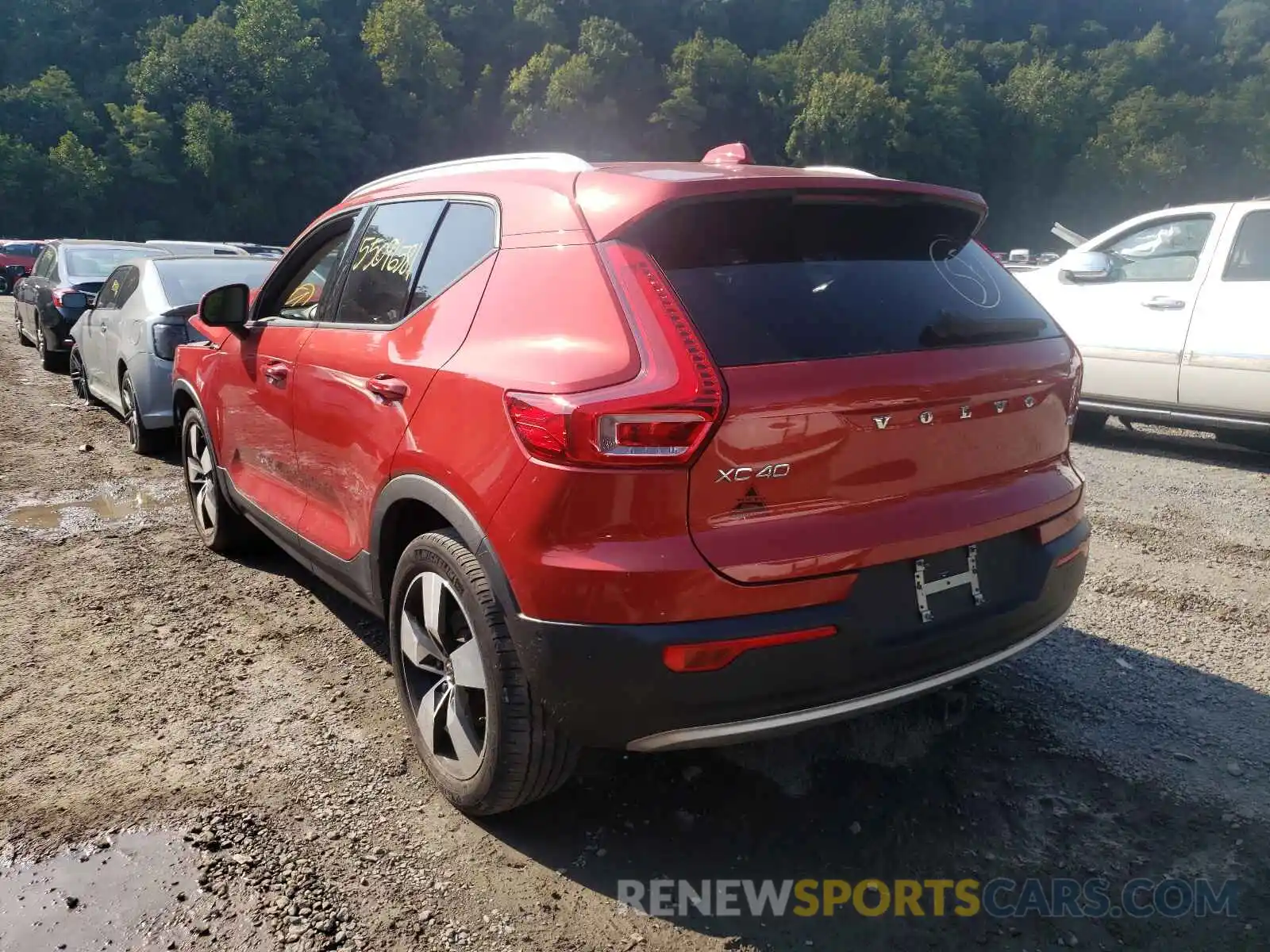 3 Photograph of a damaged car YV4AC2HK0K2052634 VOLVO XC40 2019