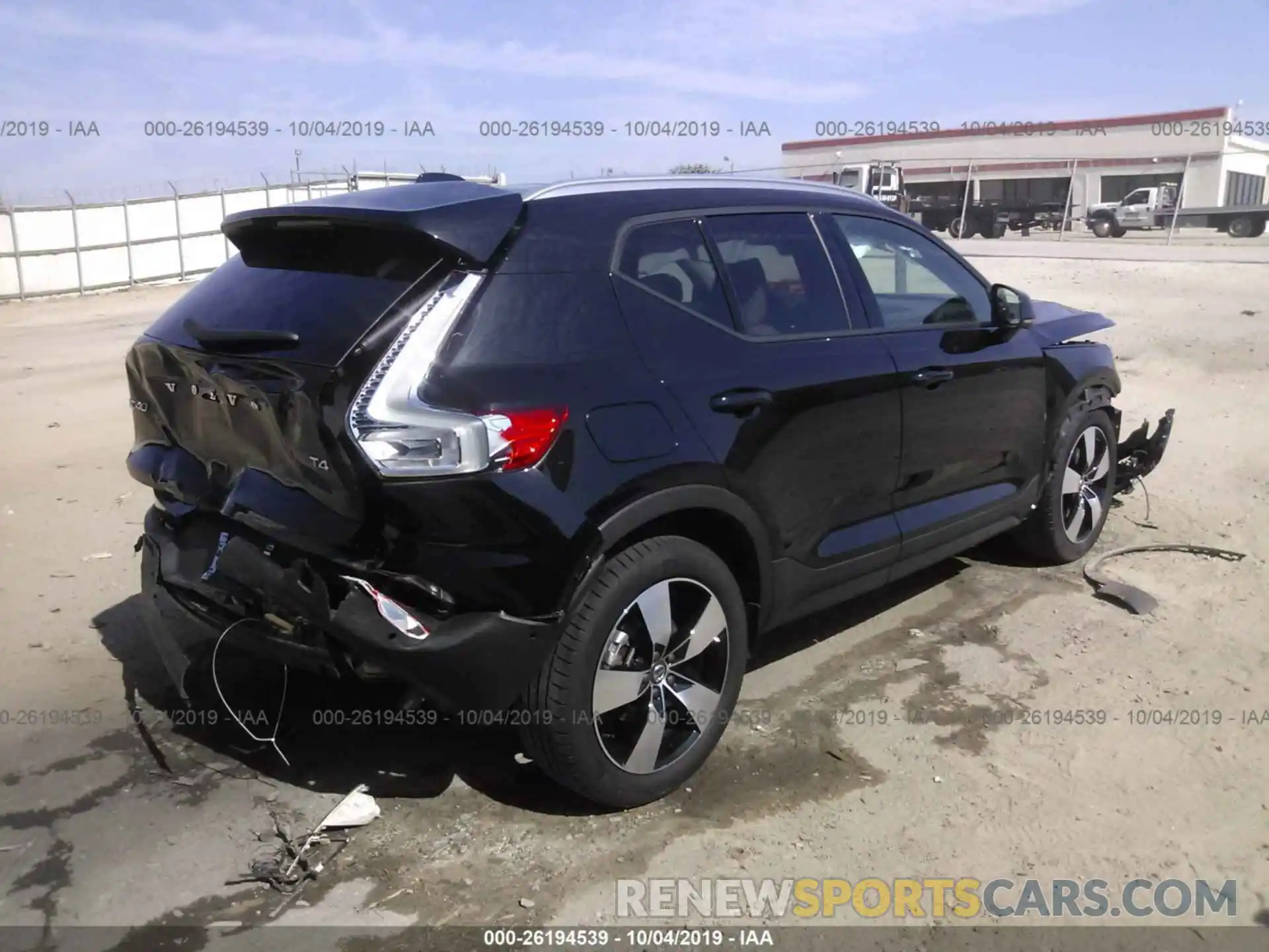 4 Photograph of a damaged car YV4AC2HK2K2124062 VOLVO XC40 2019