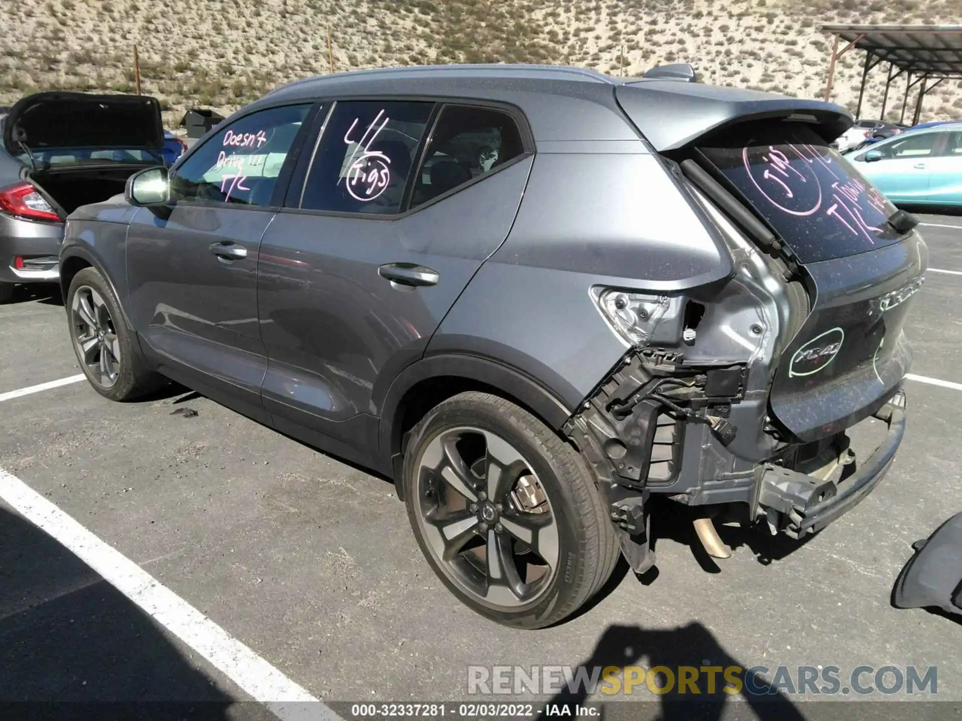 3 Photograph of a damaged car YV4AC2HK3K2068875 VOLVO XC40 2019