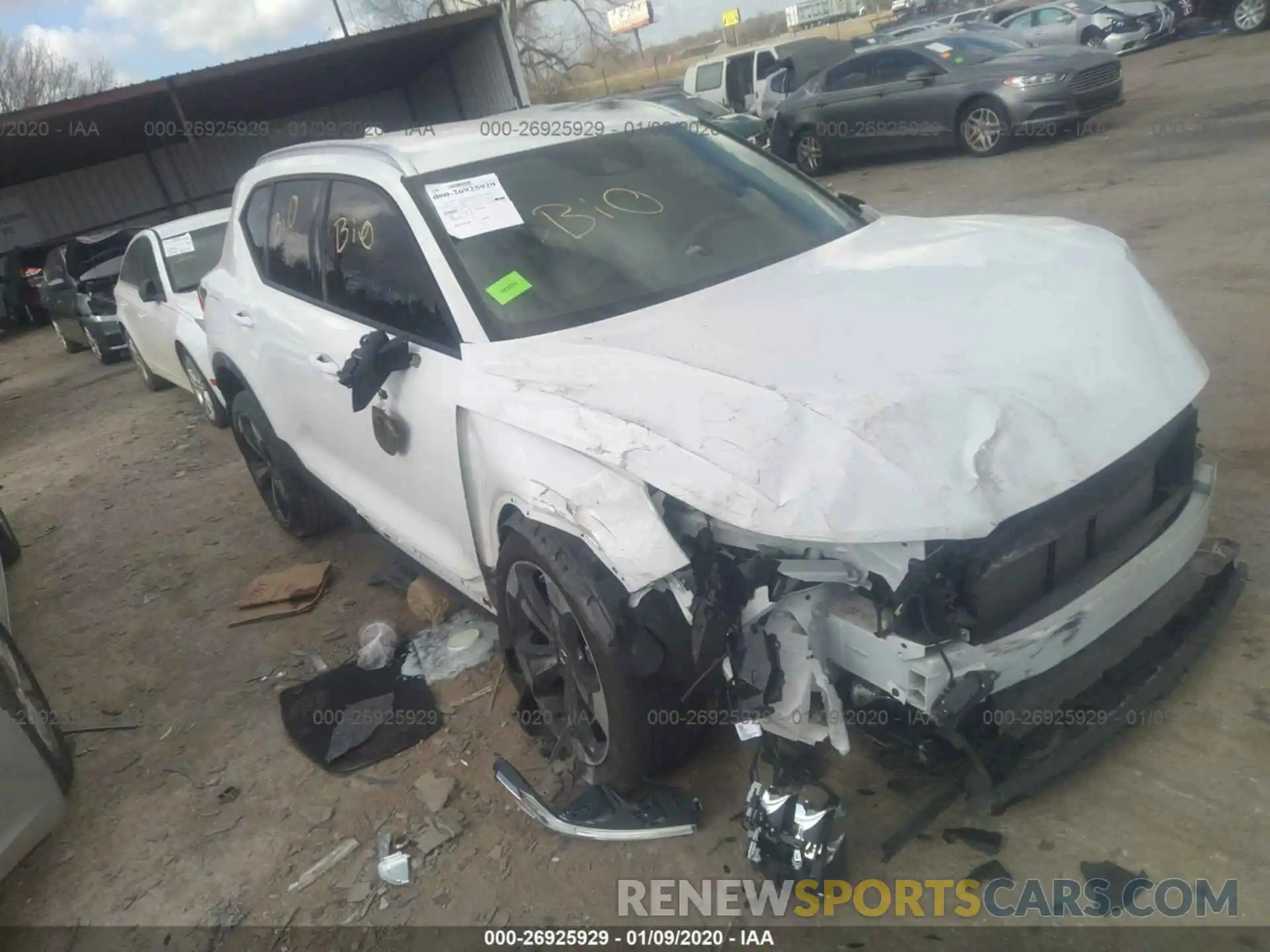 1 Фотография поврежденного автомобиля YV4AC2HK4K2089847 VOLVO XC40 2019