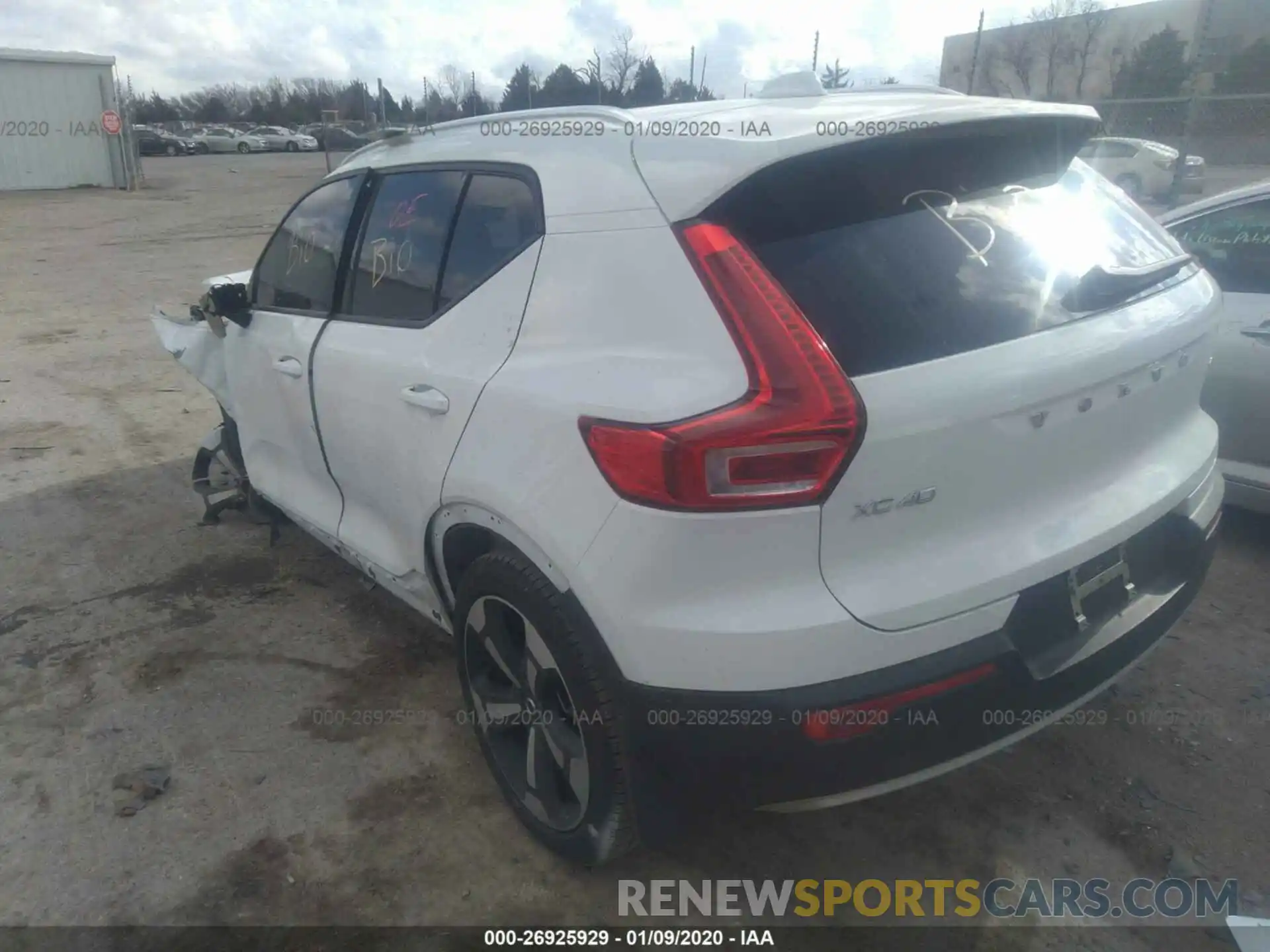 3 Photograph of a damaged car YV4AC2HK4K2089847 VOLVO XC40 2019