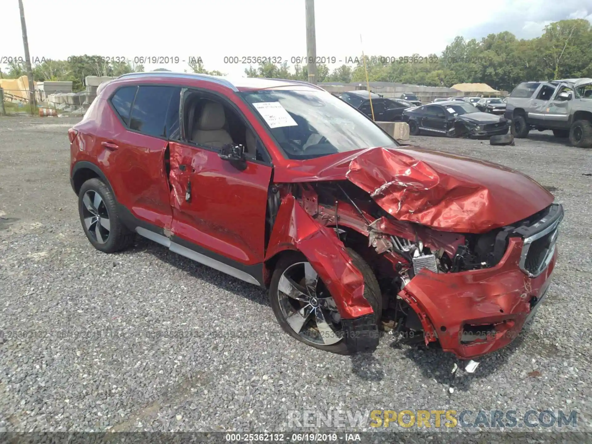 1 Photograph of a damaged car YV4AC2HK6K2047597 VOLVO XC40 2019