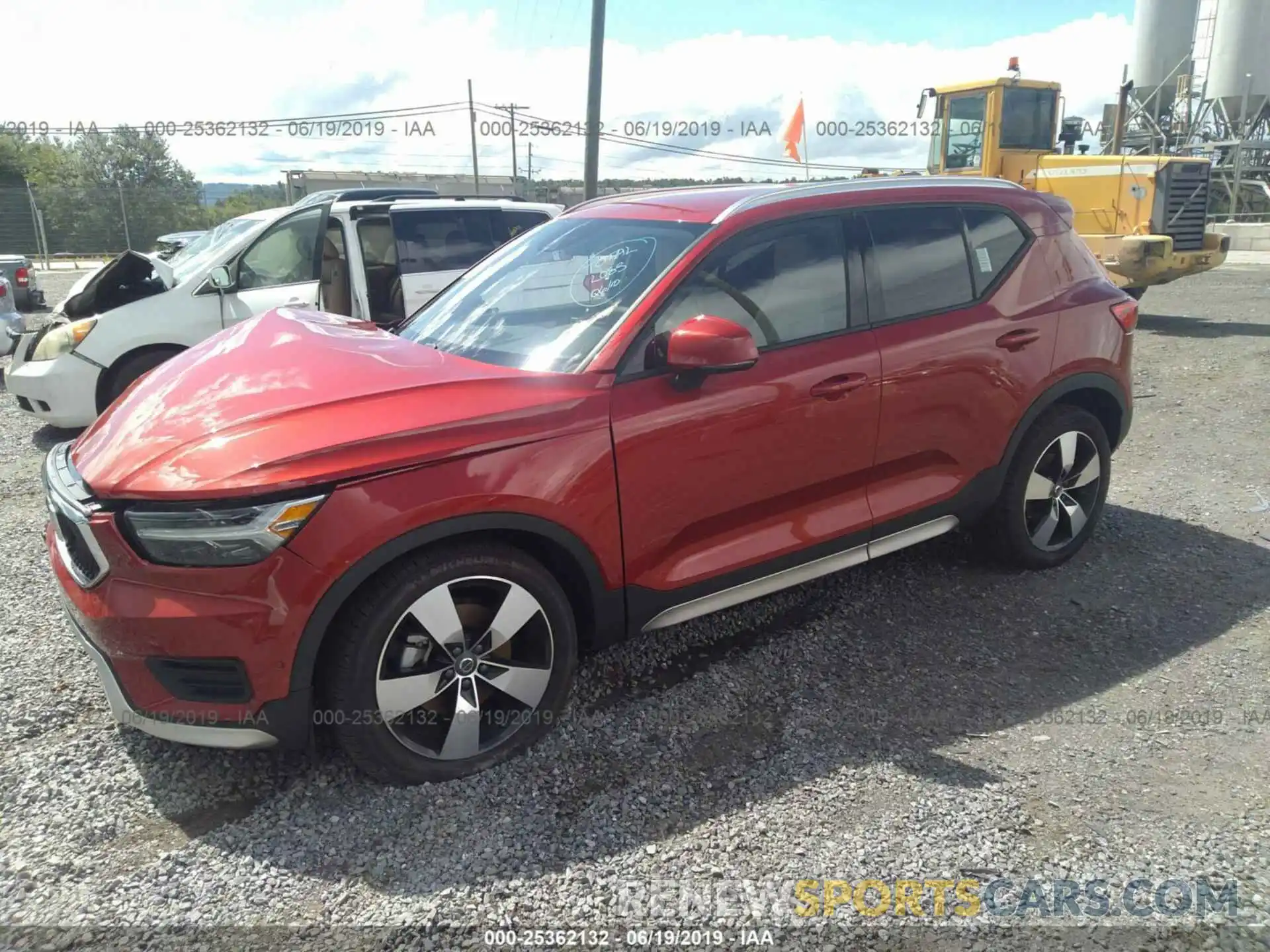 2 Фотография поврежденного автомобиля YV4AC2HK6K2047597 VOLVO XC40 2019