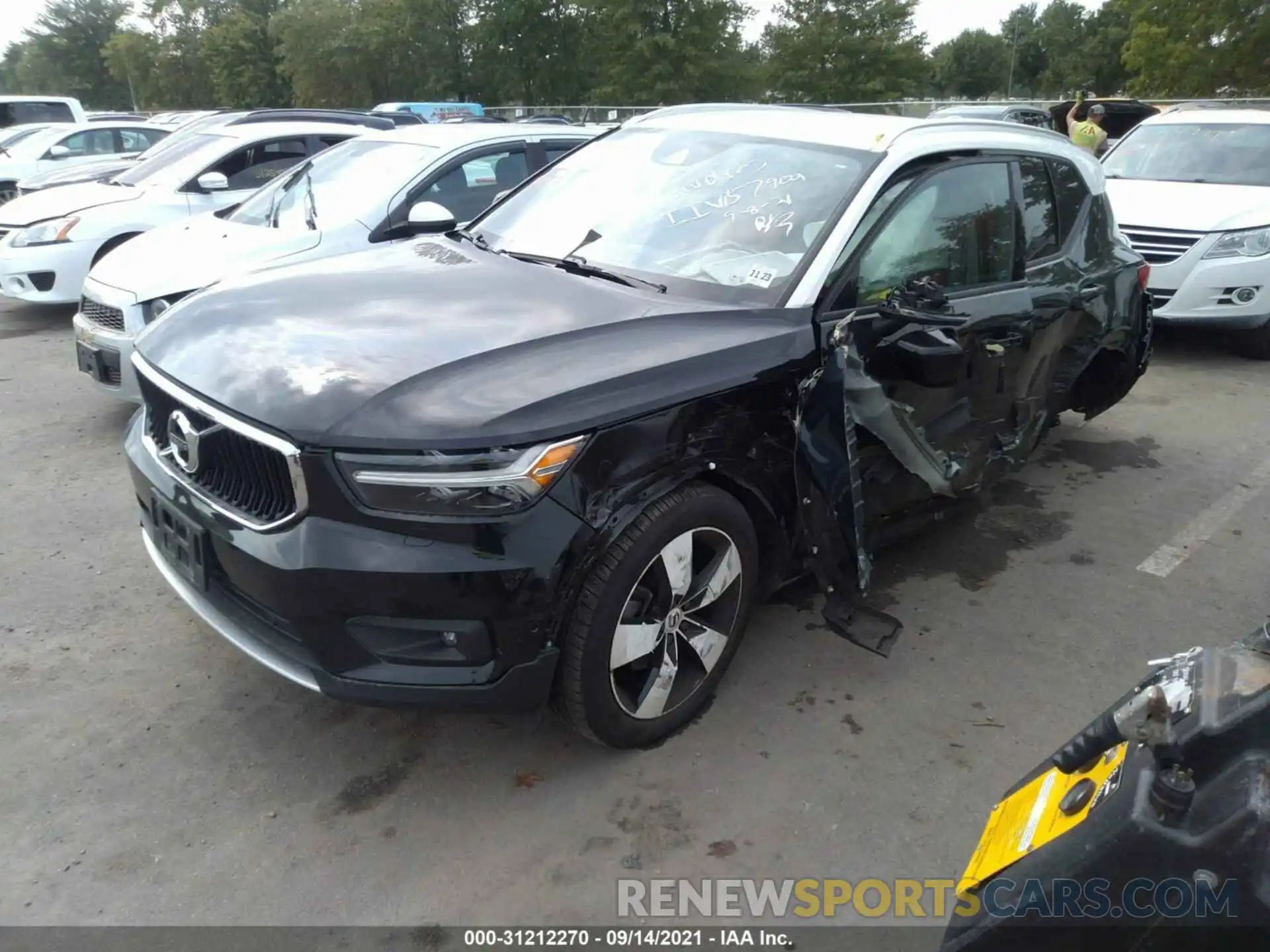 2 Фотография поврежденного автомобиля YV4AC2HK7K2087414 VOLVO XC40 2019