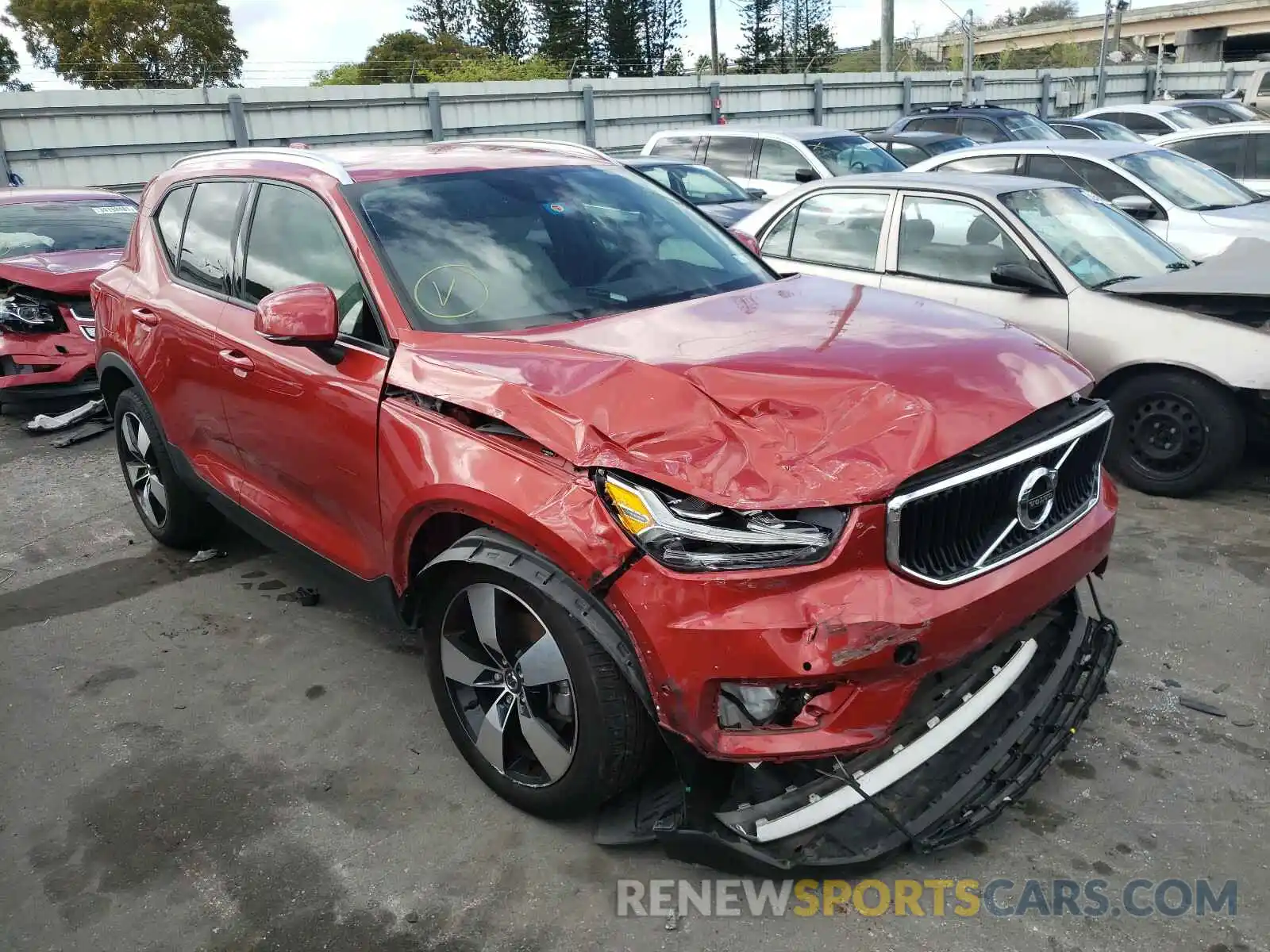 1 Photograph of a damaged car YV4AC2HKXK2053189 VOLVO XC40 2019