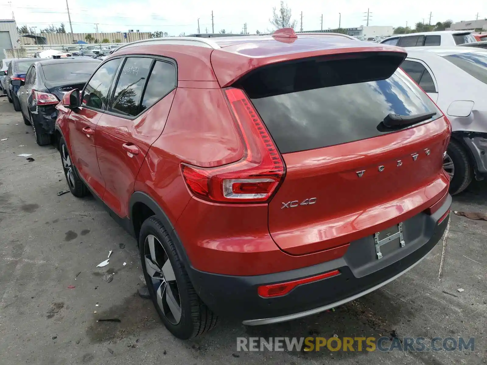 3 Фотография поврежденного автомобиля YV4AC2HKXK2053189 VOLVO XC40 2019