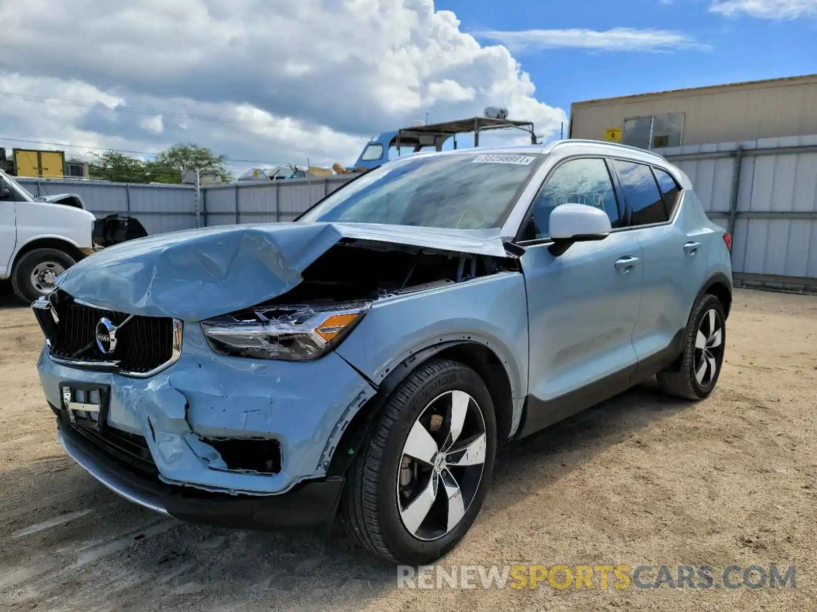 2 Фотография поврежденного автомобиля YV4AC2HKXK2123774 VOLVO XC40 2019