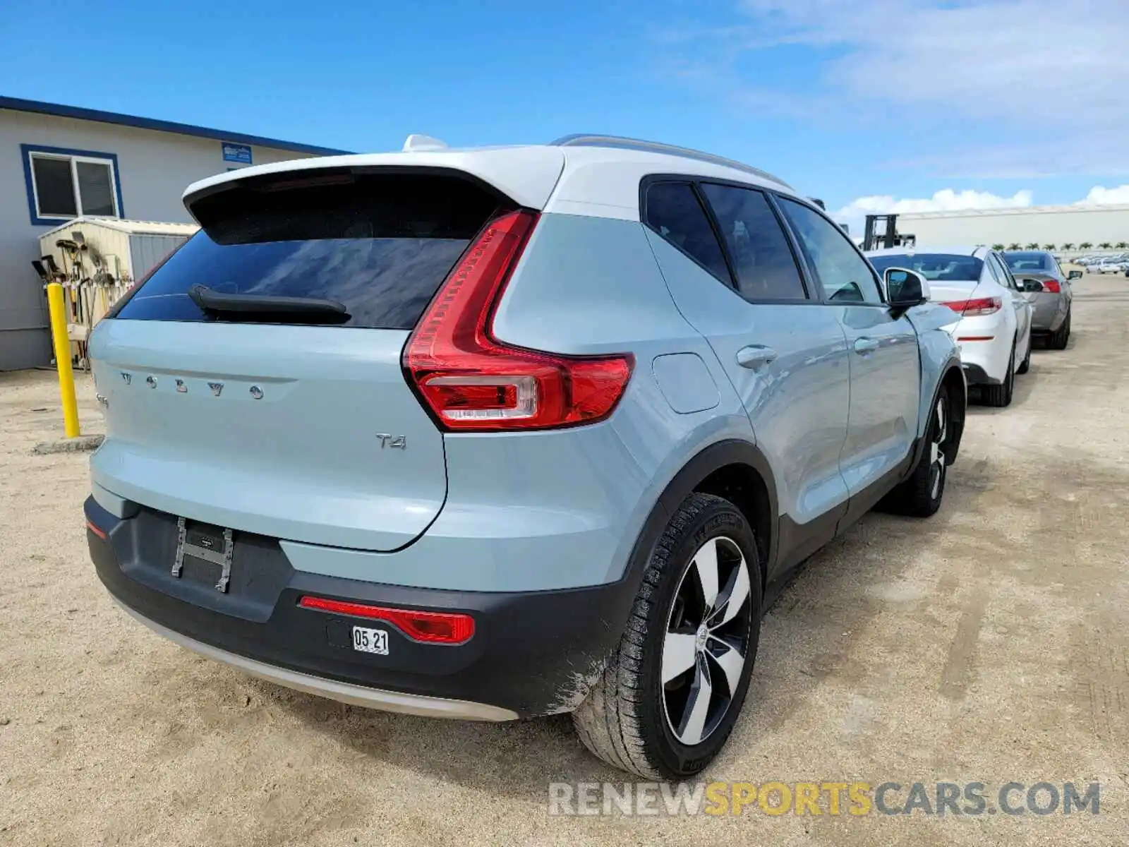 4 Photograph of a damaged car YV4AC2HKXK2123774 VOLVO XC40 2019