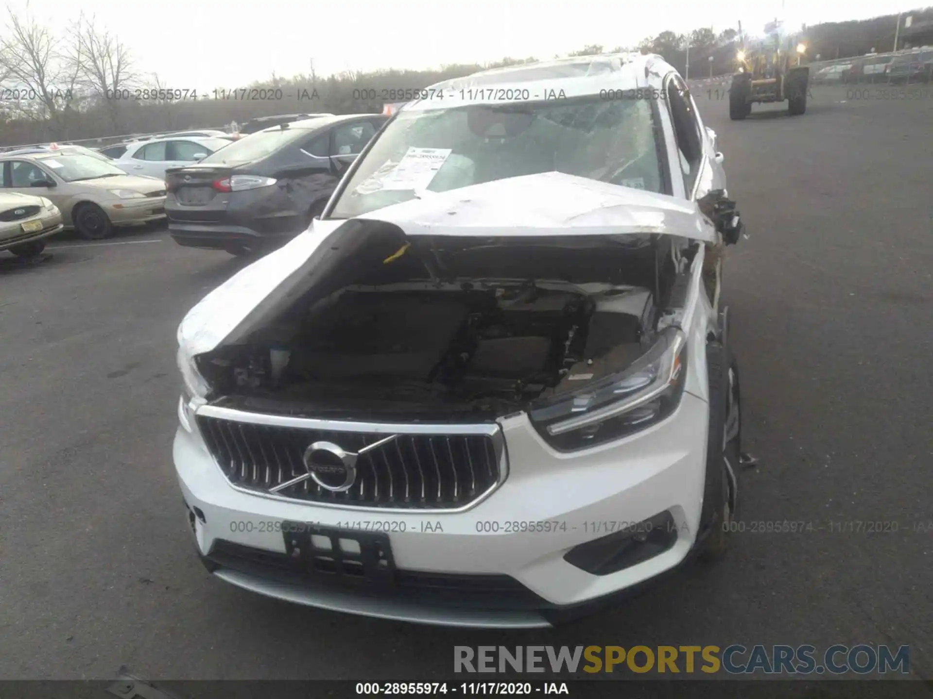 6 Photograph of a damaged car YV4AC2HL5K2068949 VOLVO XC40 2019